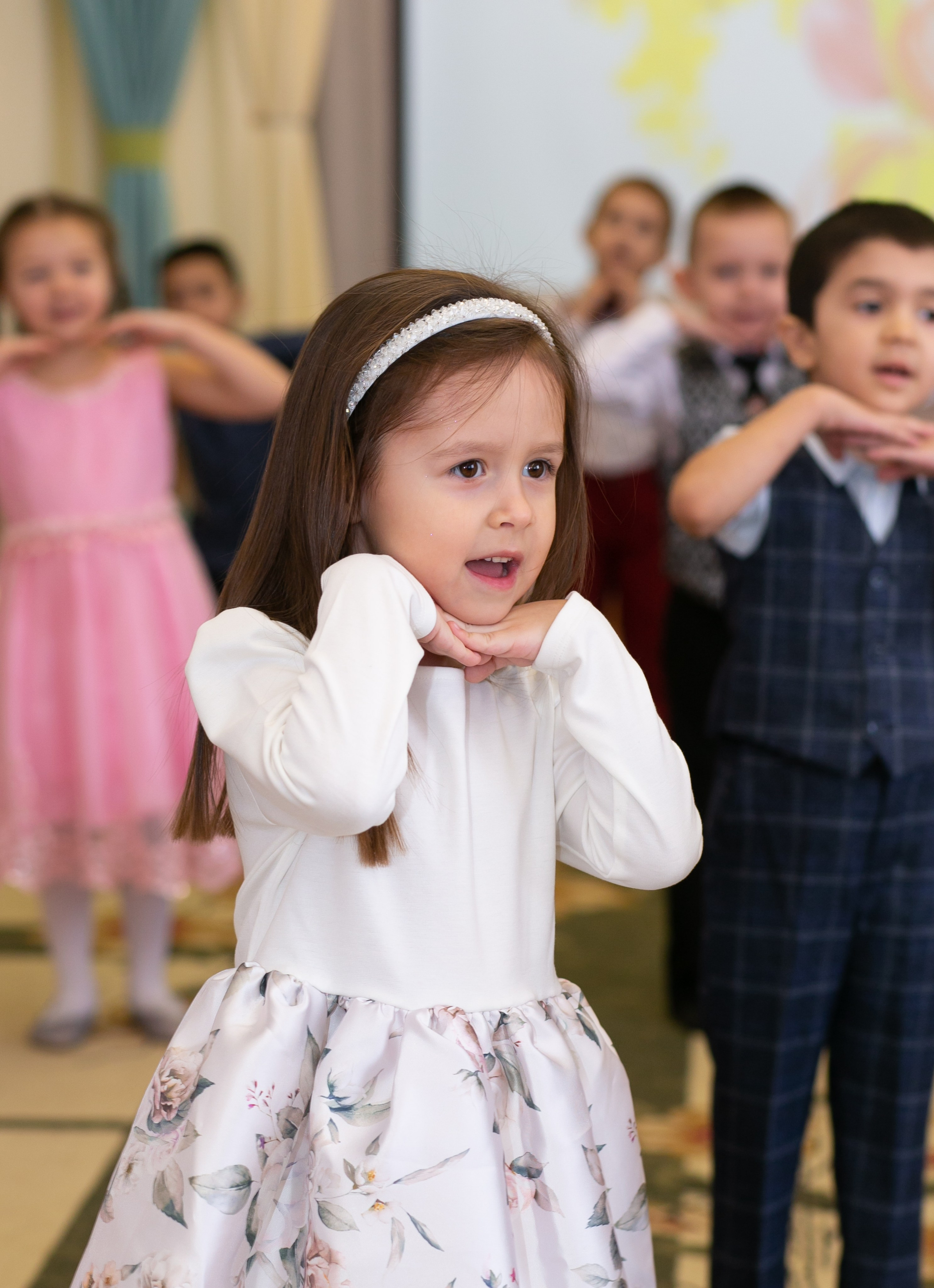 Выпускные и Утренники. Фотограф новорожденных и семейный фотограф НСО г. Бердск Марина Львова
