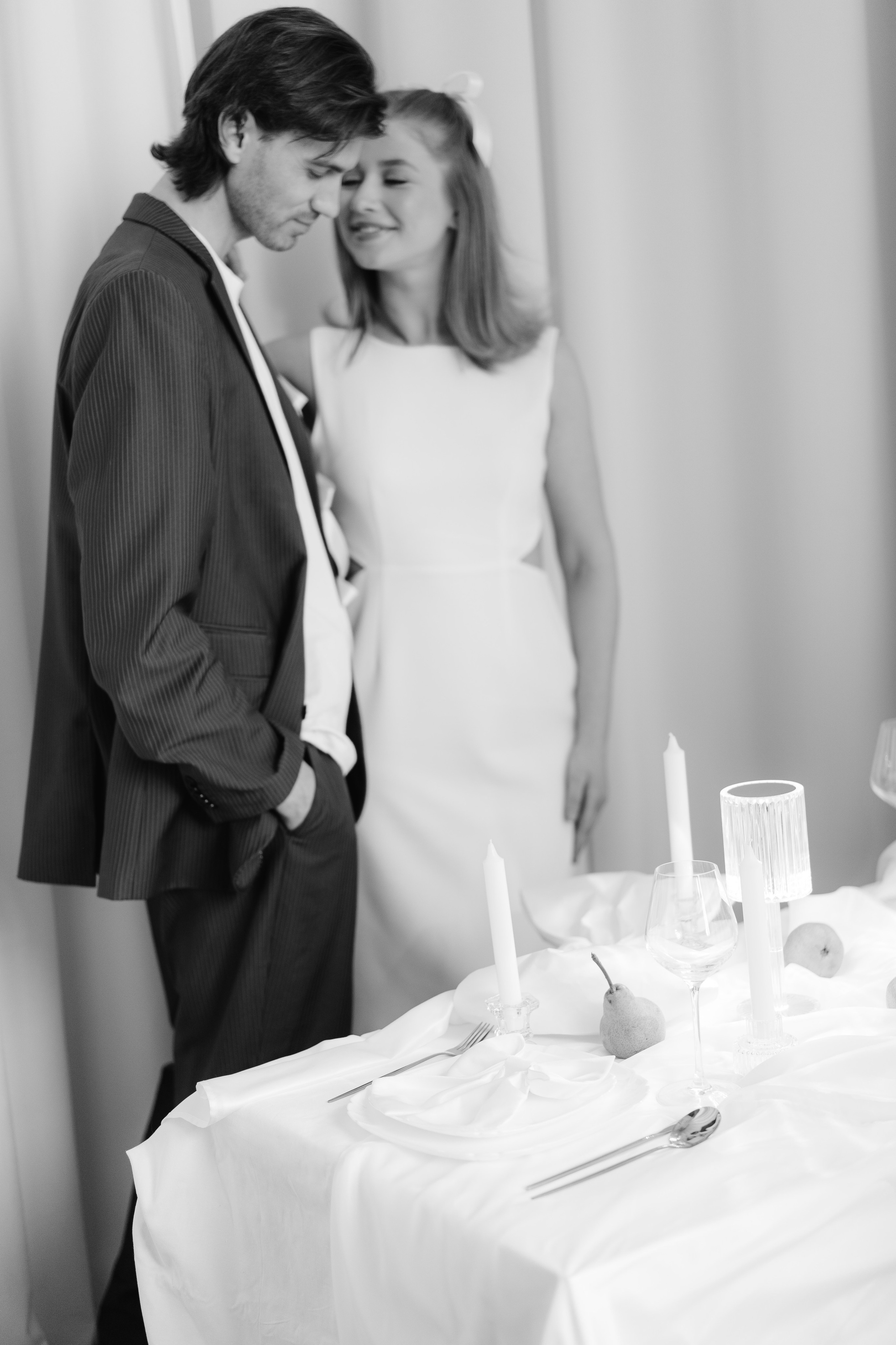 Свадебная фотосессия для двоих в студии, камерная свадьба в Москве