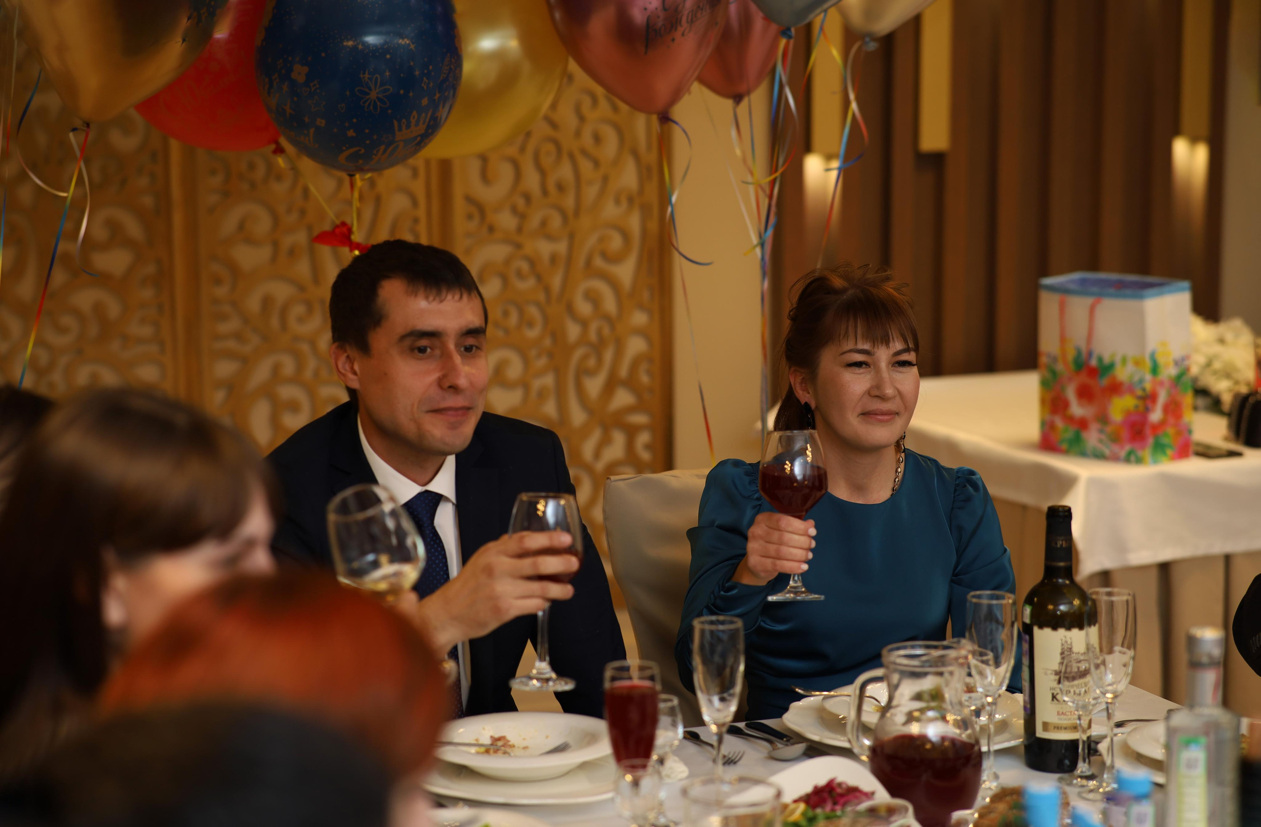 День рождение очаровательной Айгуль. Семейный фотограф в Казани Римма Гатауллина