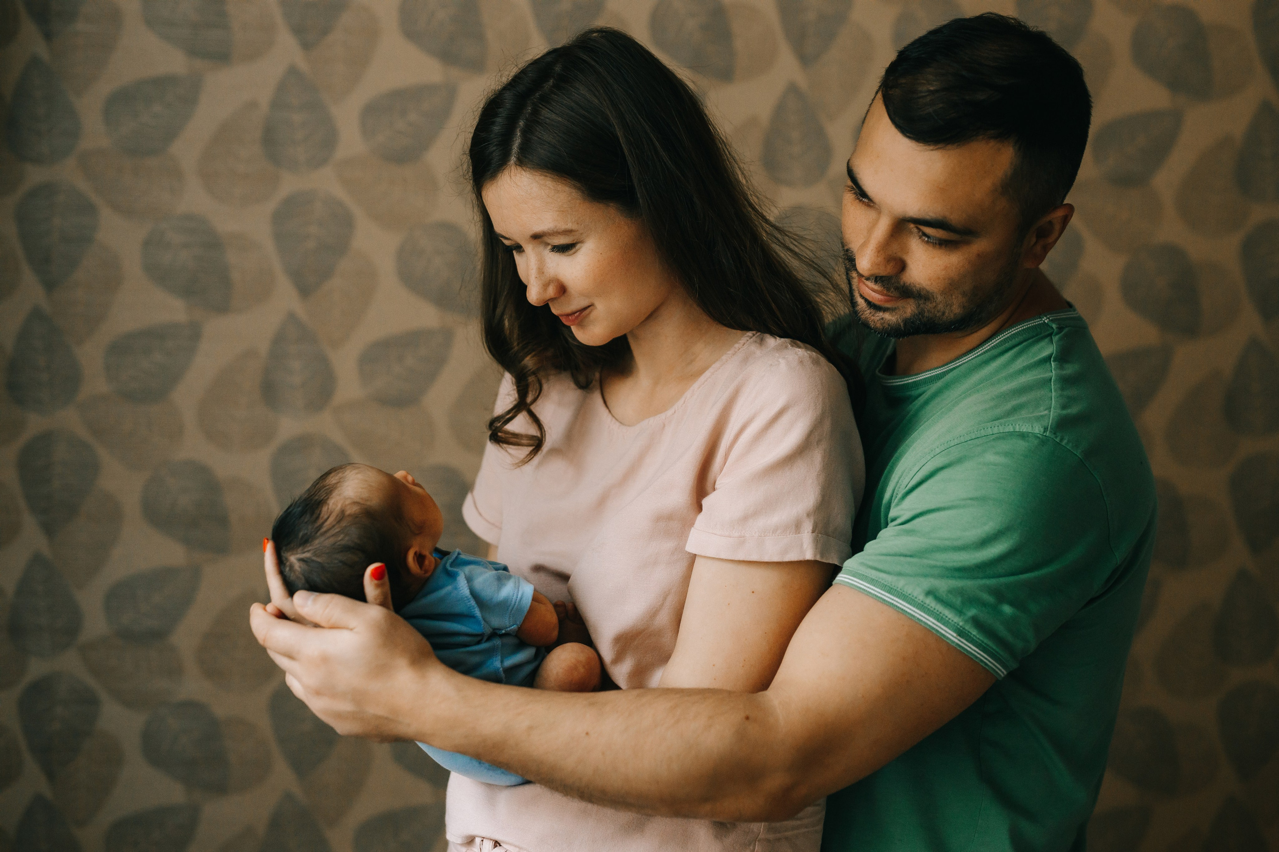 Пример семейной фотосессии дома. Дмитрий Мартьянов семейный фотограф в Санкт-Петербурге