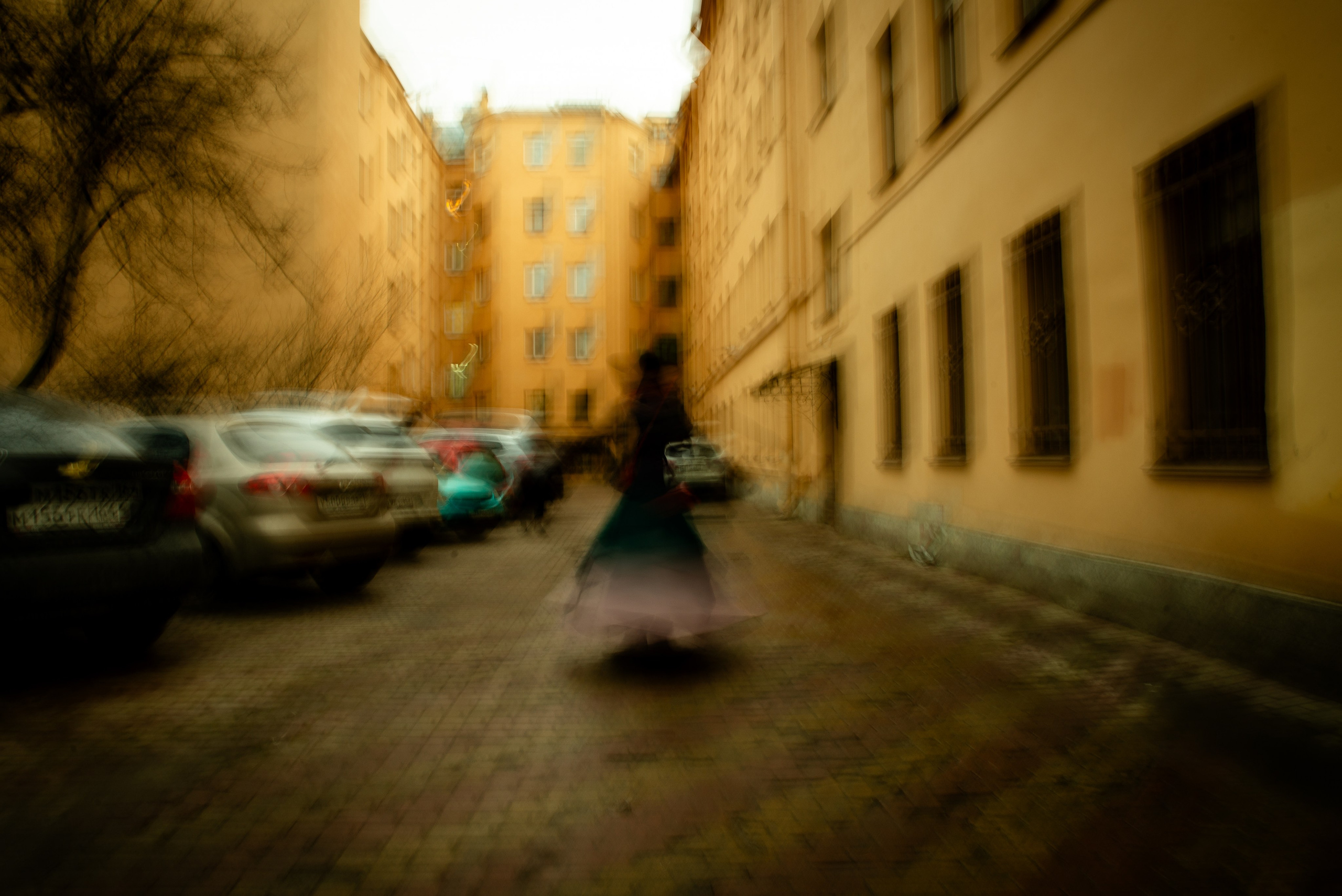 Одна. Фотограф Крещение Венчание Москва