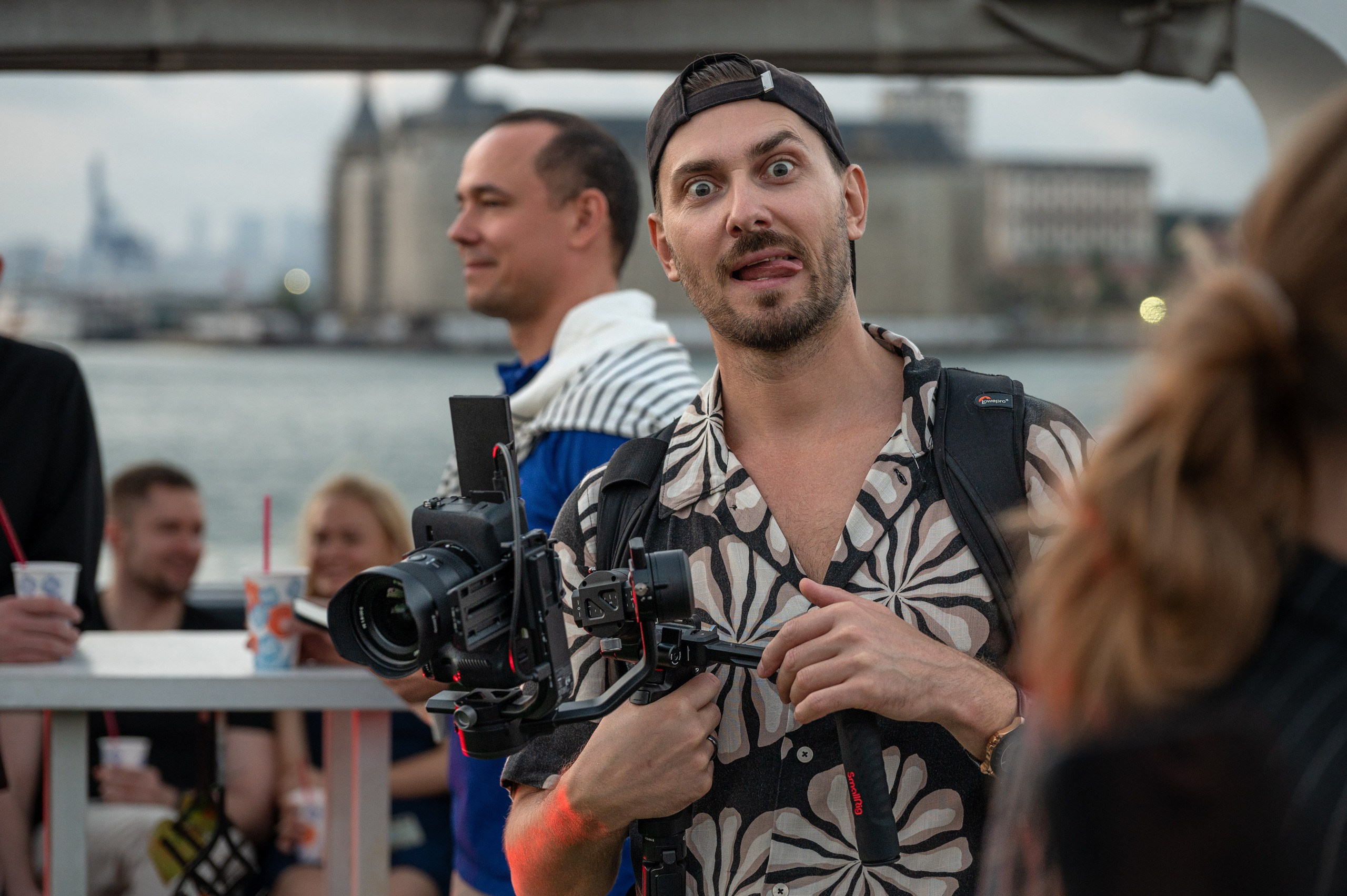 Вечеринка на корабле