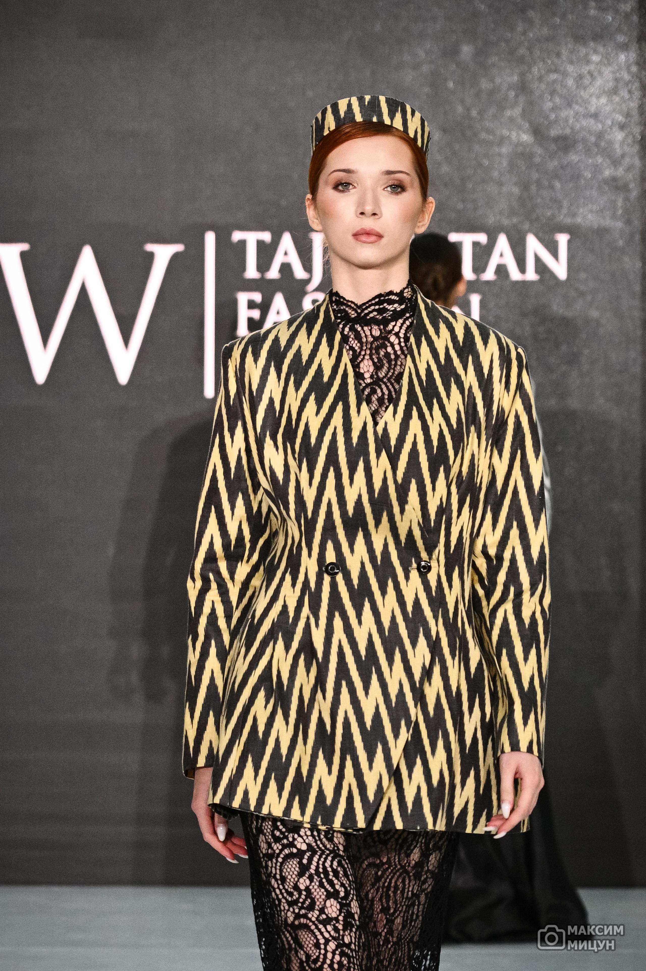 Модные показы. Фотограф Максим Мицун. Портрет, свадьба, репортаж, каталог