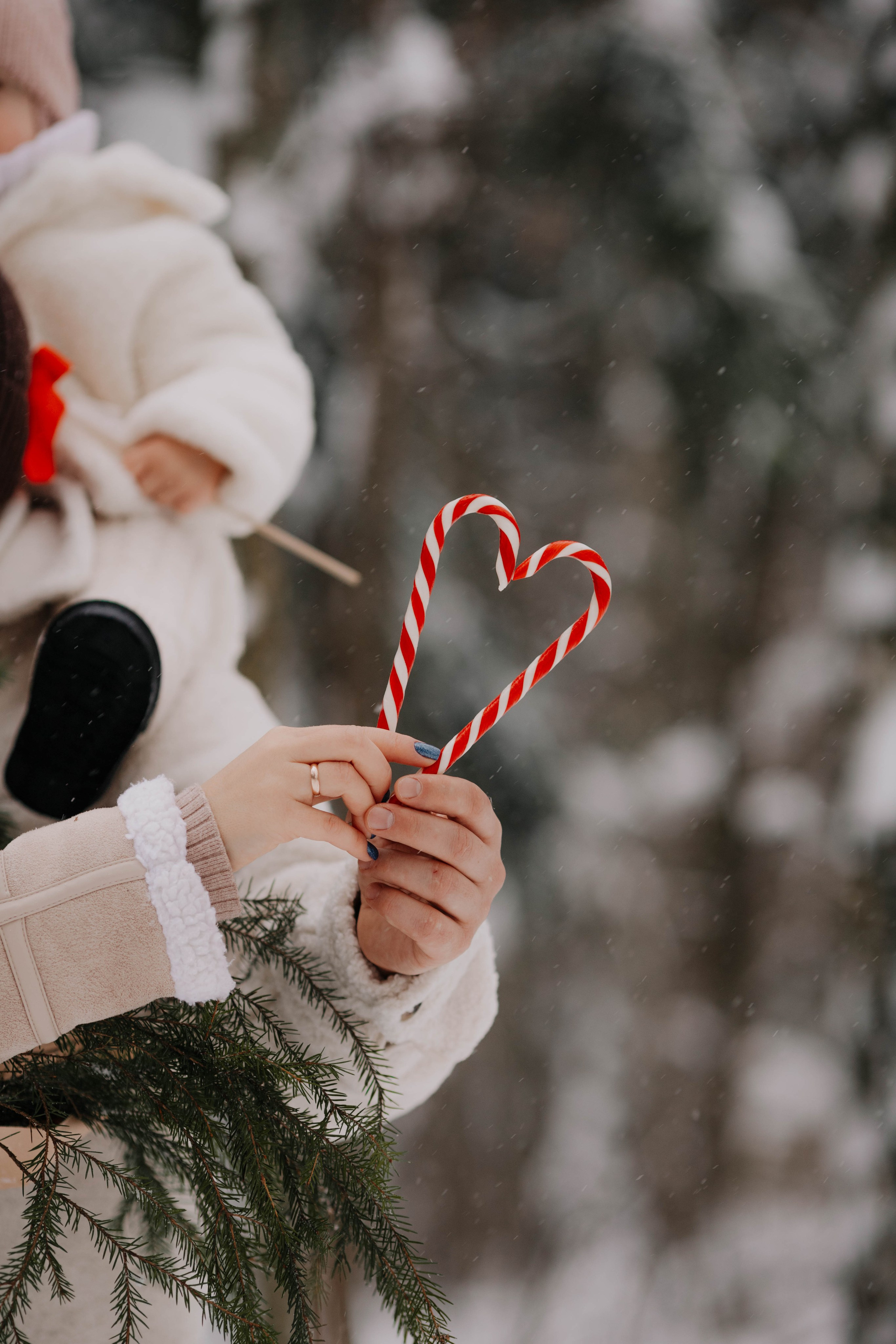 Лиля и семья Зимняя прогулка в лесу. Семейный и свадебный фотограф Видное Москва Екатерина Пятова