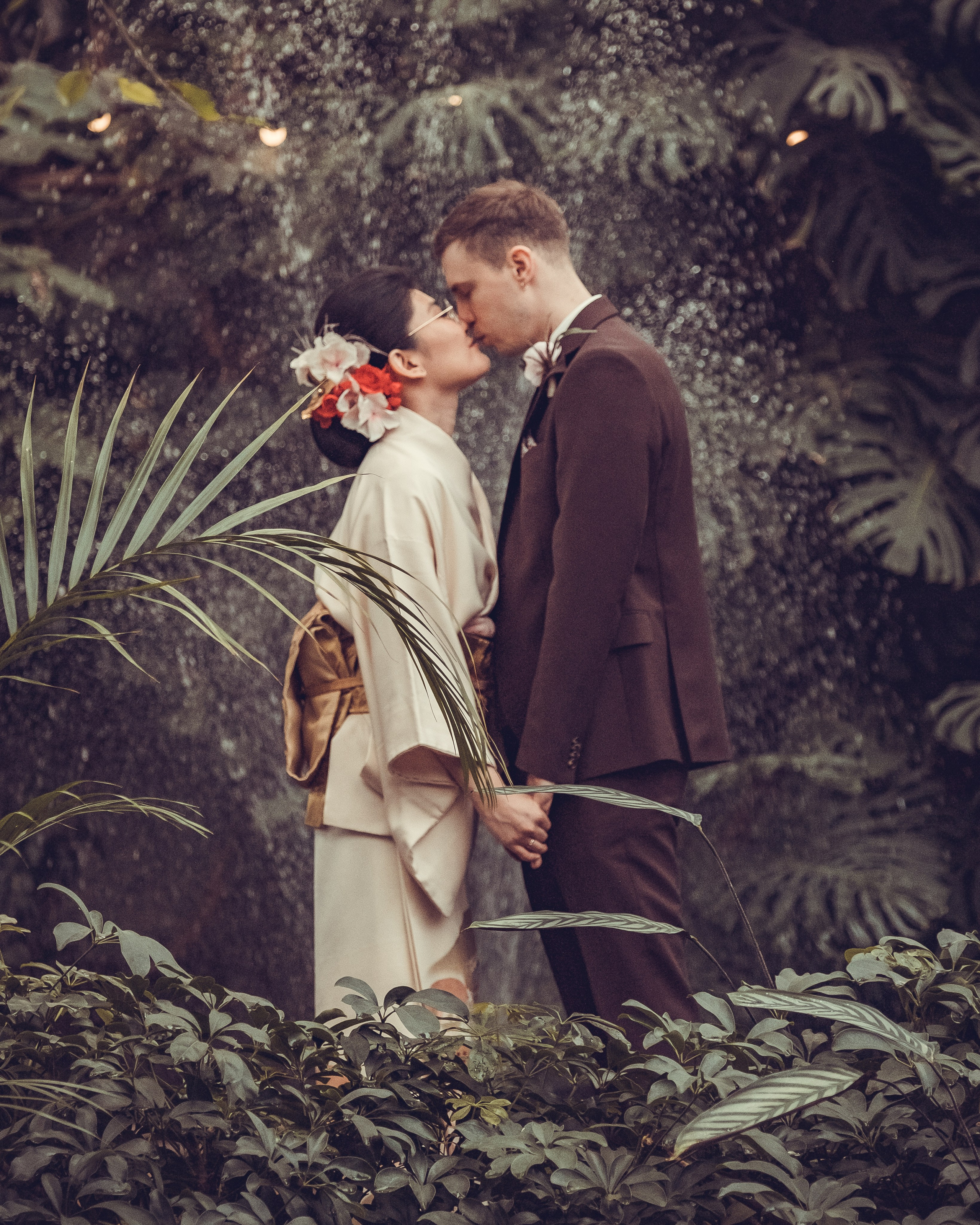 Лавстори в саду | Артём и Ксения. Professional photoartist in St. Petersburg (wedding, reportage, portrait, model book, love story) Alexander Shvedov