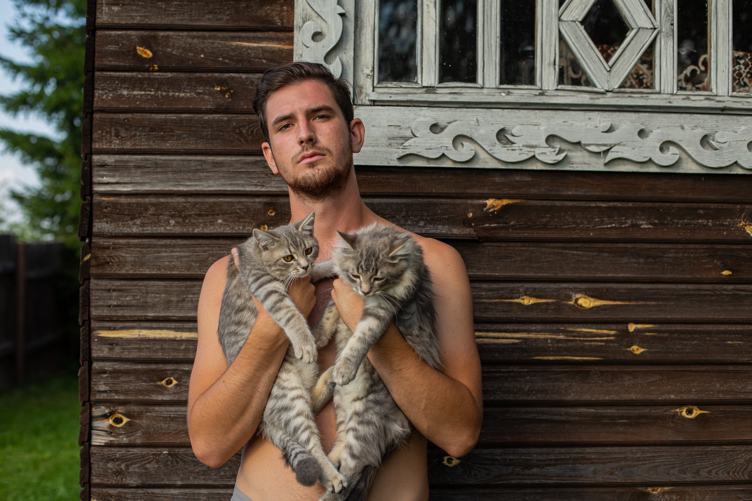 Grigoryi. Fotograf u Crnoj Gori-porodično fotografisanje sa djecom, lovestory, nekretnine