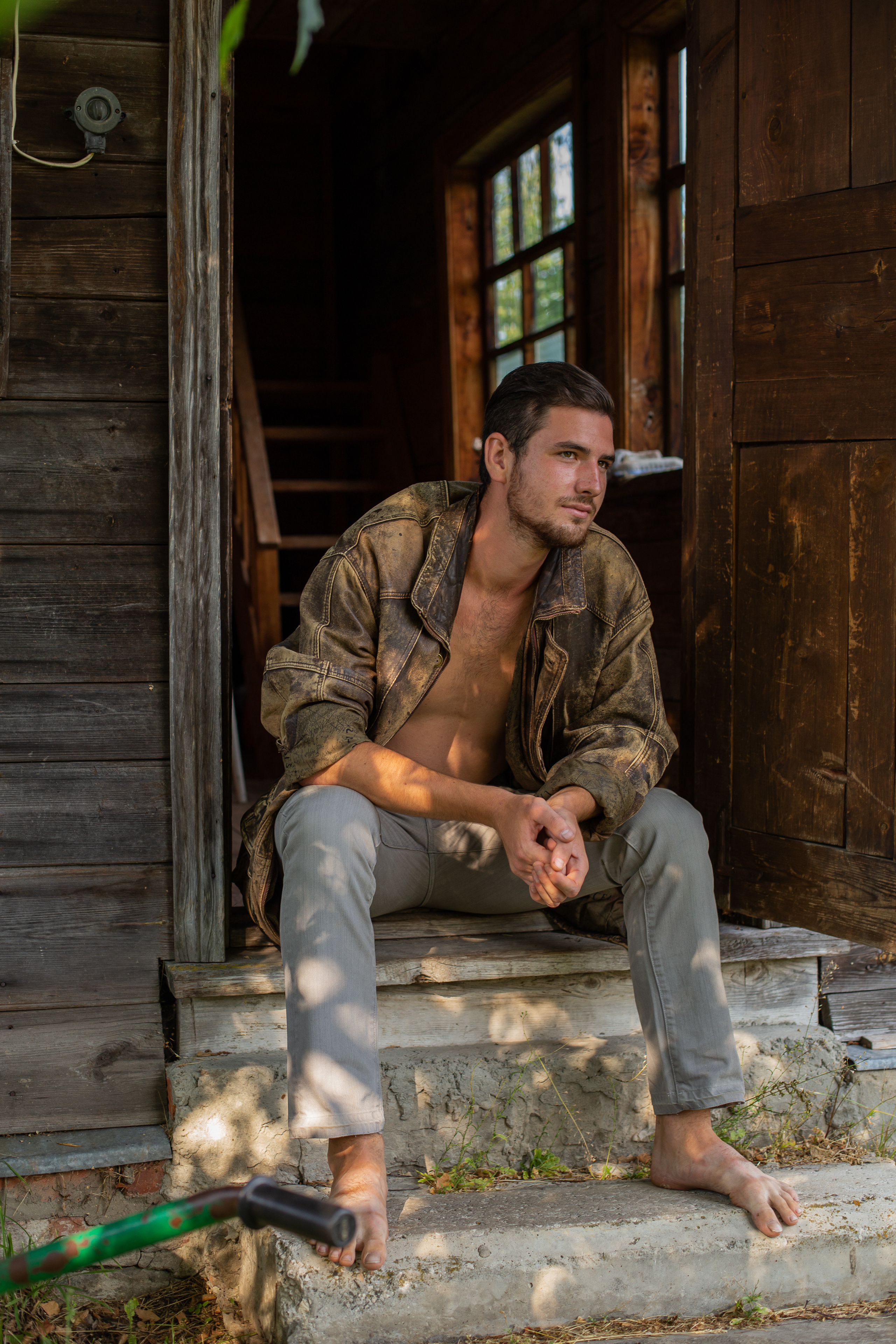 Grigoryi. Fotograf u Crnoj Gori-porodično fotografisanje sa djecom, lovestory, nekretnine