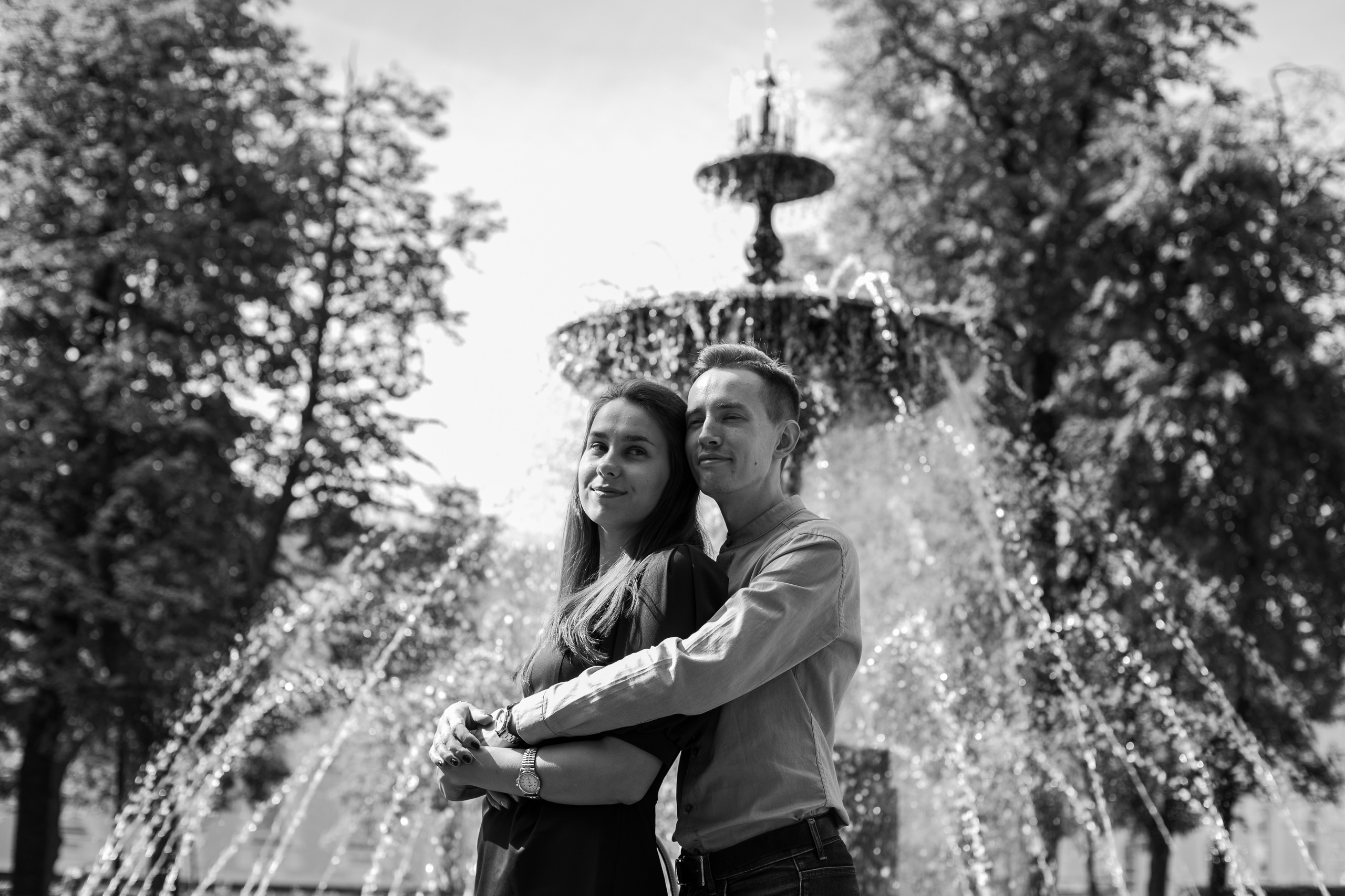 Ivan and Valeriya. Fotograf u Crnoj Gori-porodično fotografisanje sa djecom, lovestory, nekretnine
