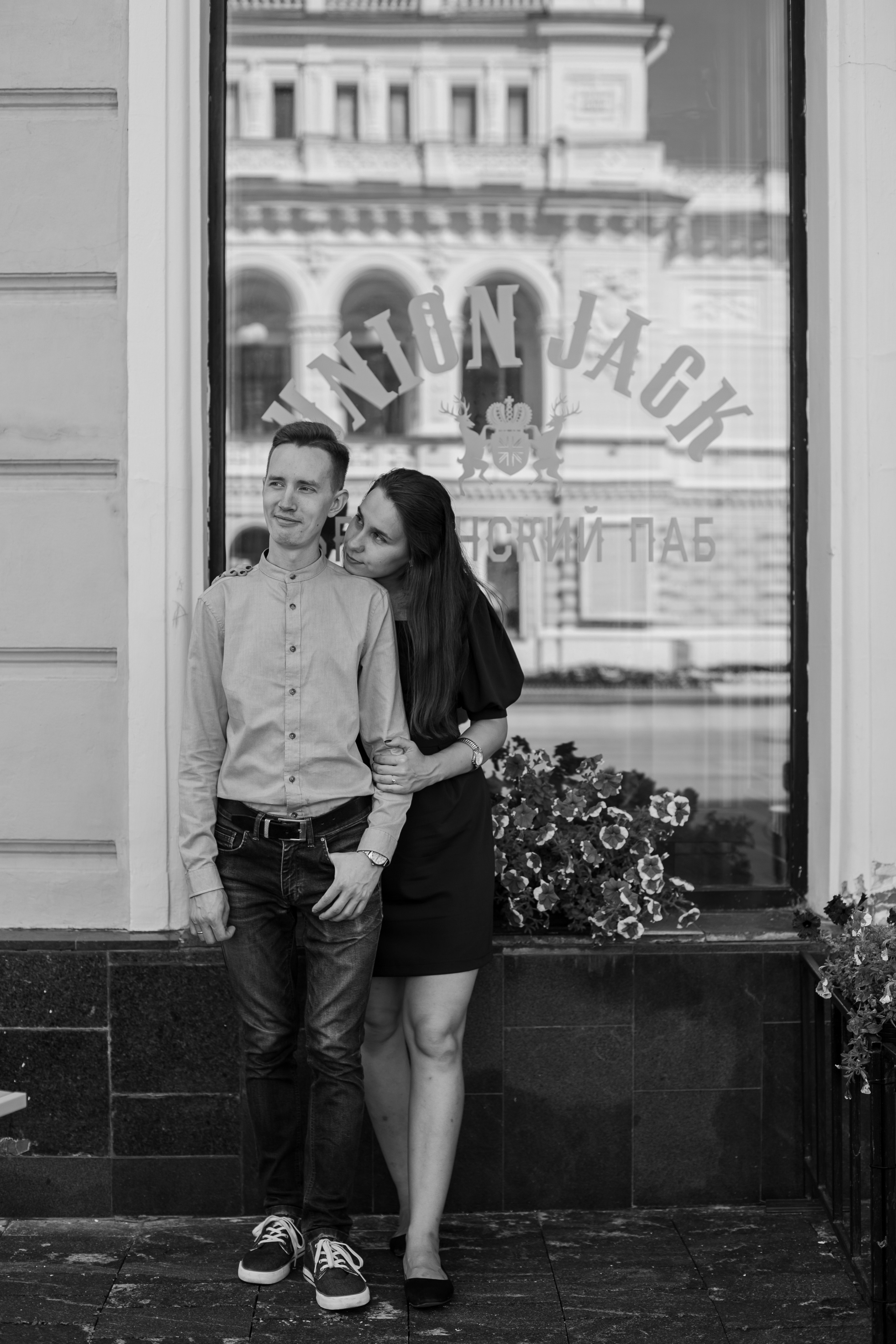 Ivan and Valeriya. Fotograf u Crnoj Gori-porodično fotografisanje sa djecom, lovestory, nekretnine