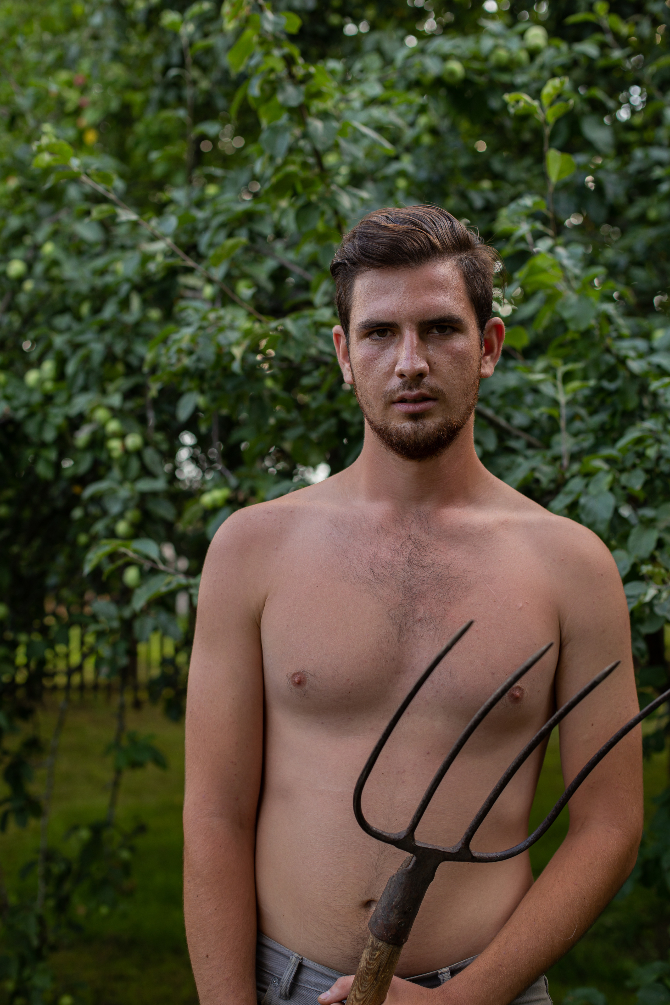 Grigoryi. Fotograf u Crnoj Gori-porodično fotografisanje sa djecom, lovestory, nekretnine