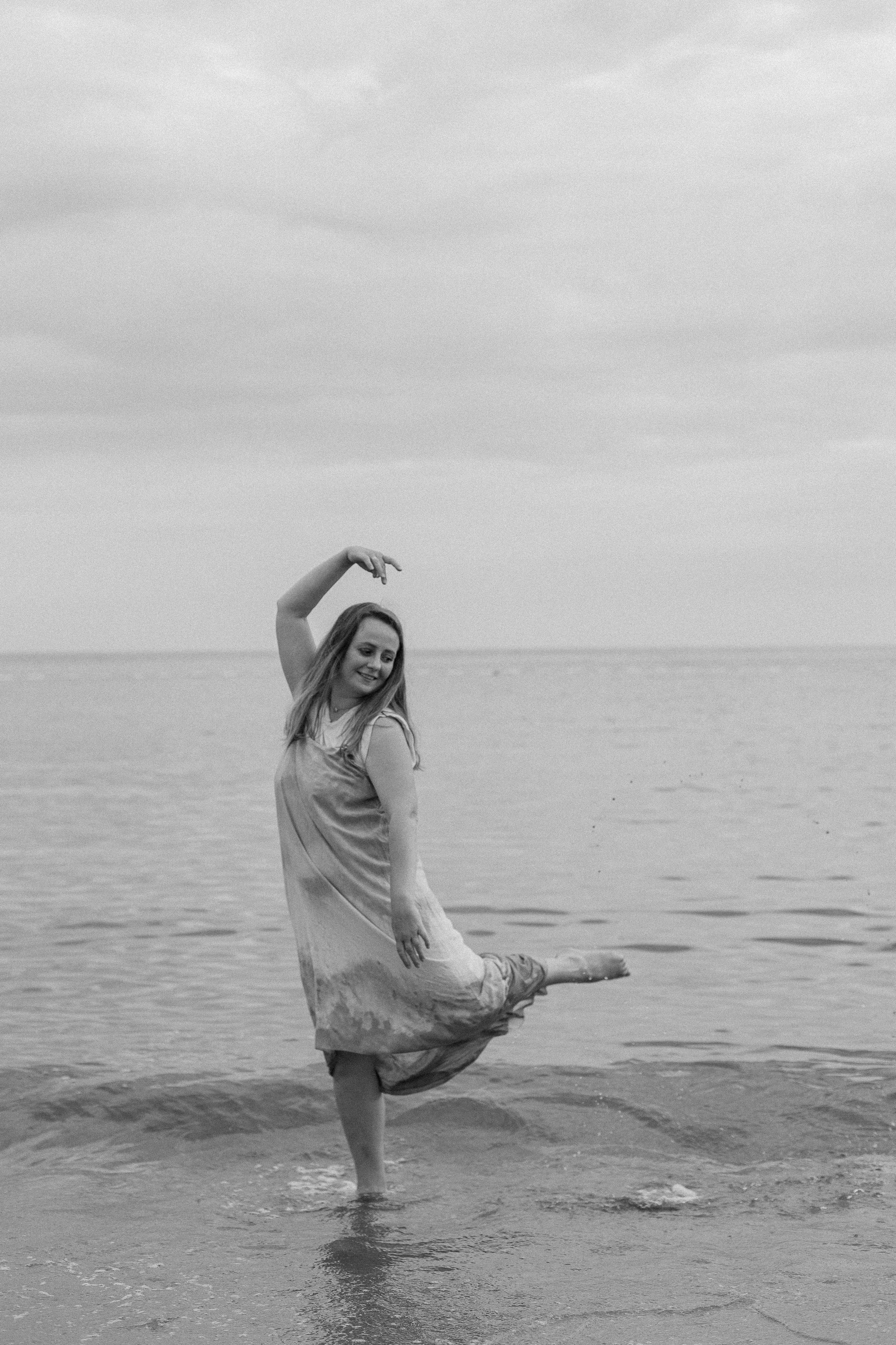 Sea&Dance. Fotograf u Crnoj Gori-porodično fotografisanje sa djecom, lovestory, nekretnine