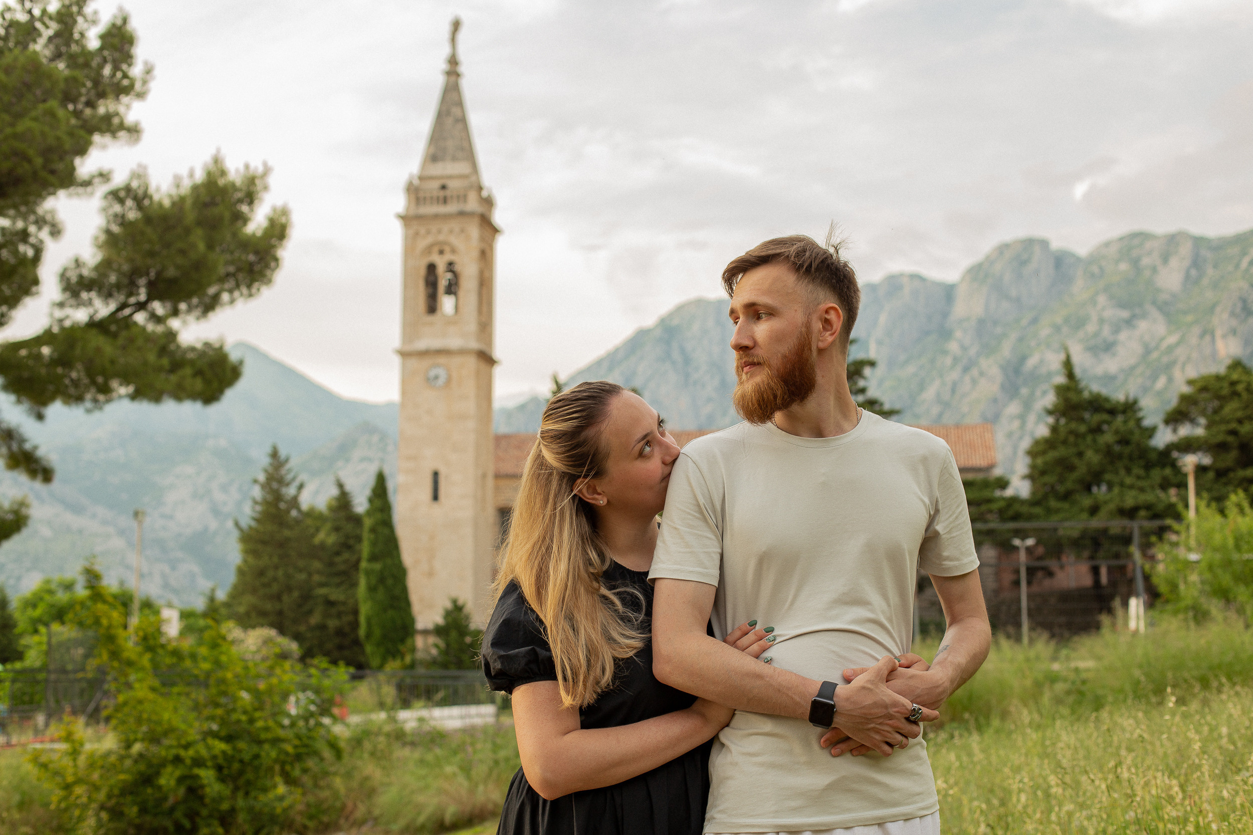 Lovestory family photo in Kotor, Montenegro. Fotograf u Crnoj Gori-porodično fotografisanje sa djecom, lovestory, nekretnine