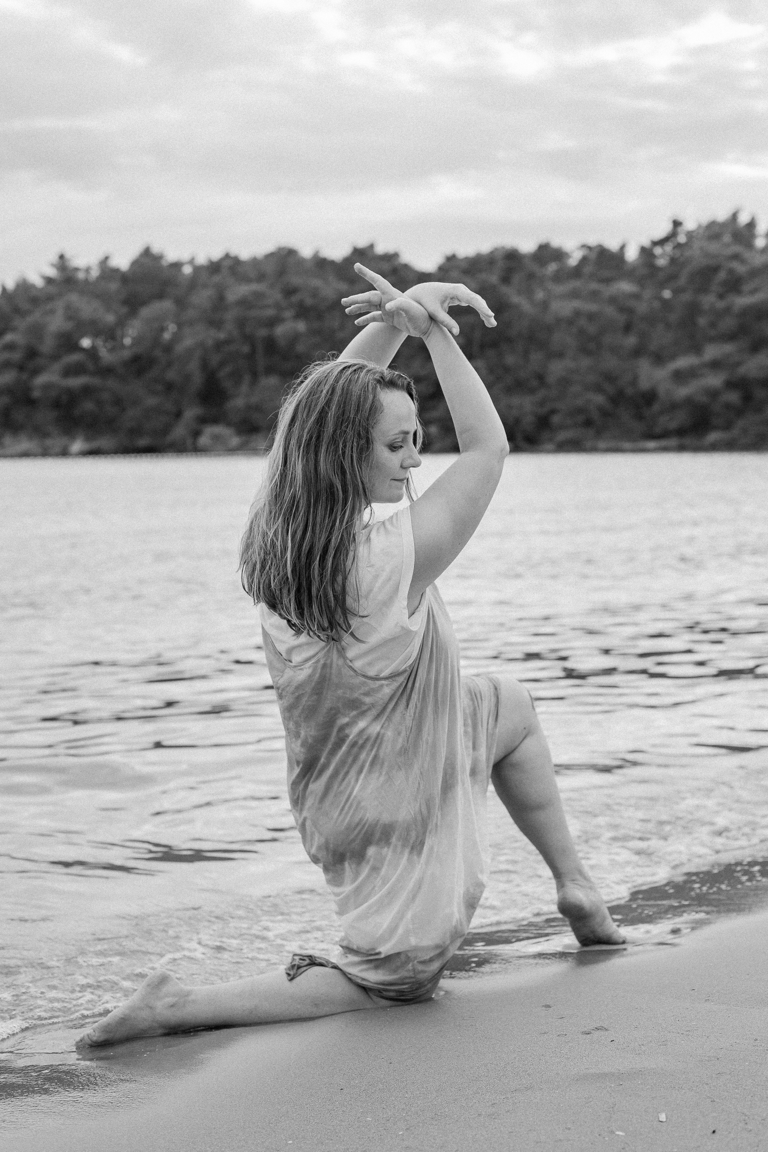 Sea&Dance. Fotograf u Crnoj Gori-porodično fotografisanje sa djecom, lovestory, nekretnine