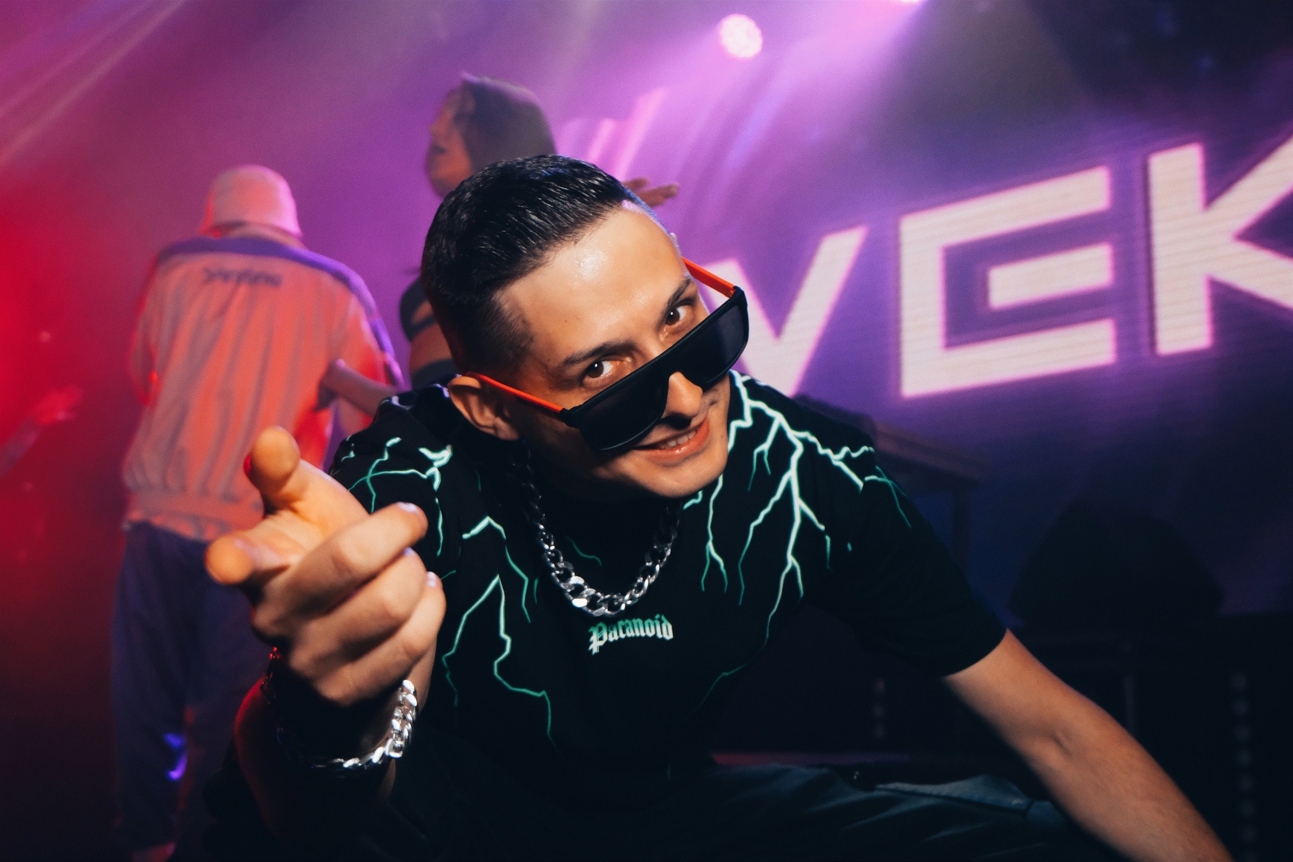 Фотосъёмка клубных вечеринок Питер. Портретный, репортажный фотограф Санкт-Петербург Елизавета Комарова