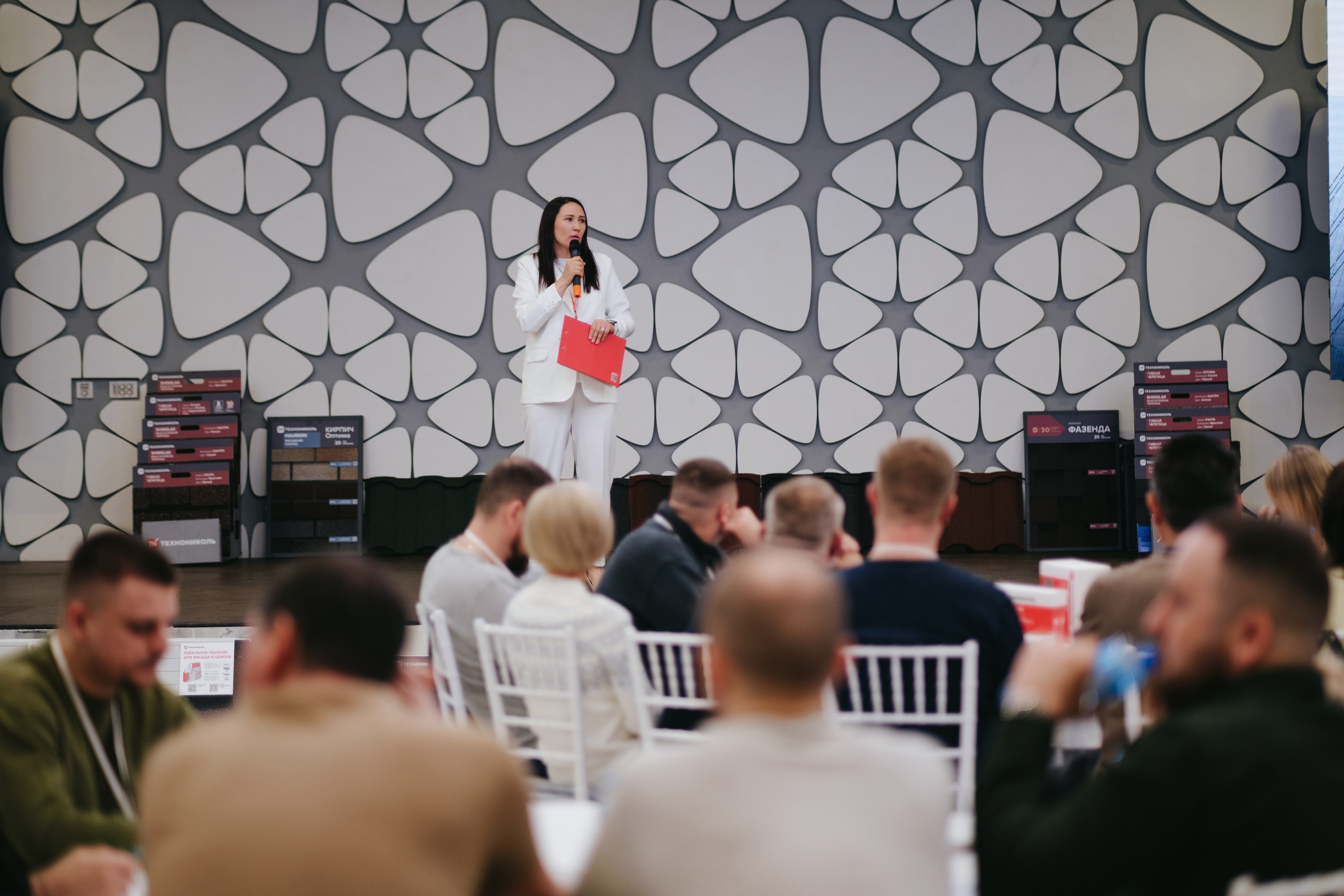 ТЕХНОНИКОЛЬ | КОНФЕРЕНЦИЯ ПАРТНЕРОВ ЮГА. Свадебный фотограф Денис Ожигин в Краснодаре и крае. Эмоциональная и стильная съемка вашего дня