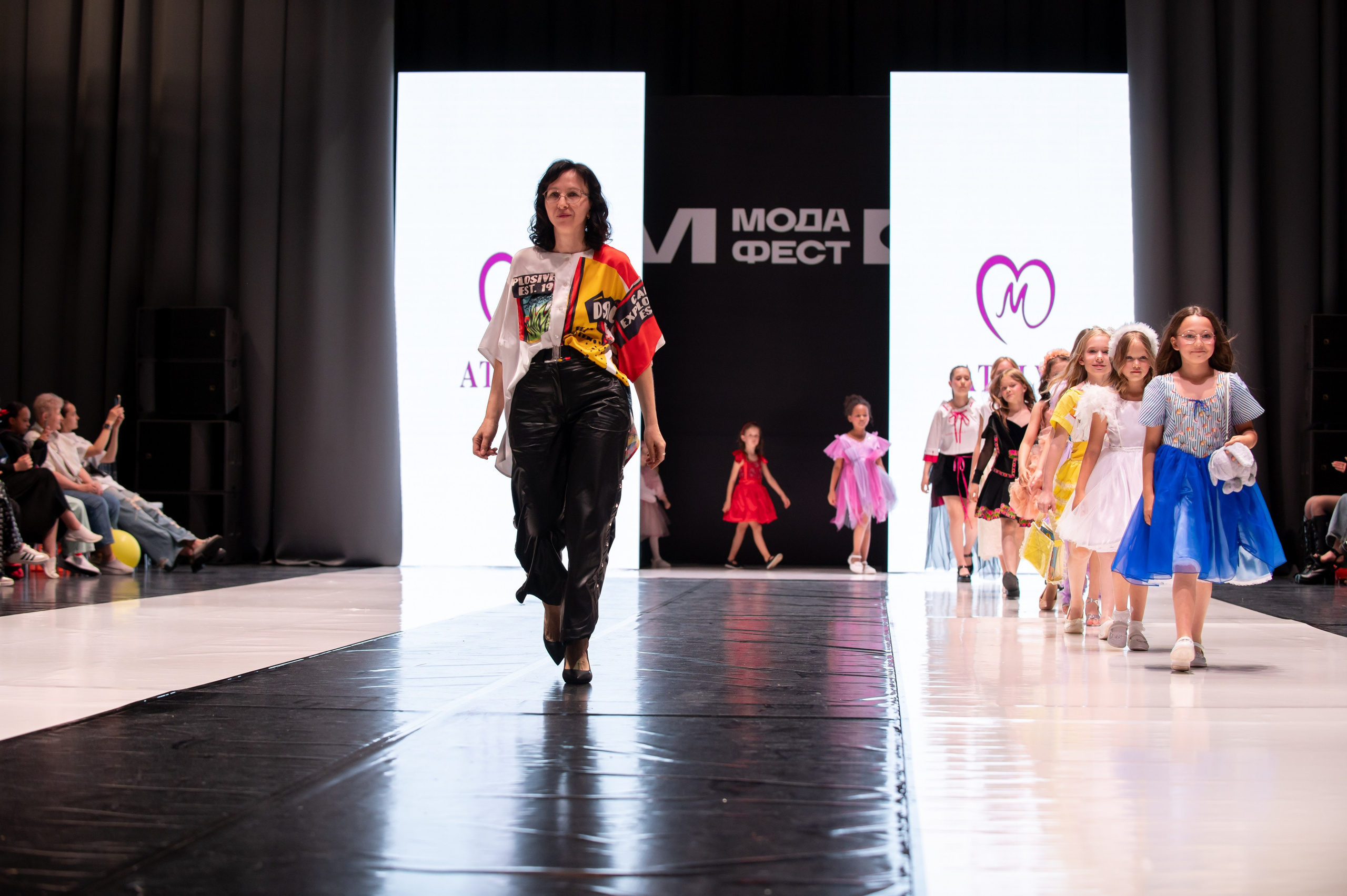 Модные показы. Семейный и детский фотограф в Краснодаре Ольга Осинцева