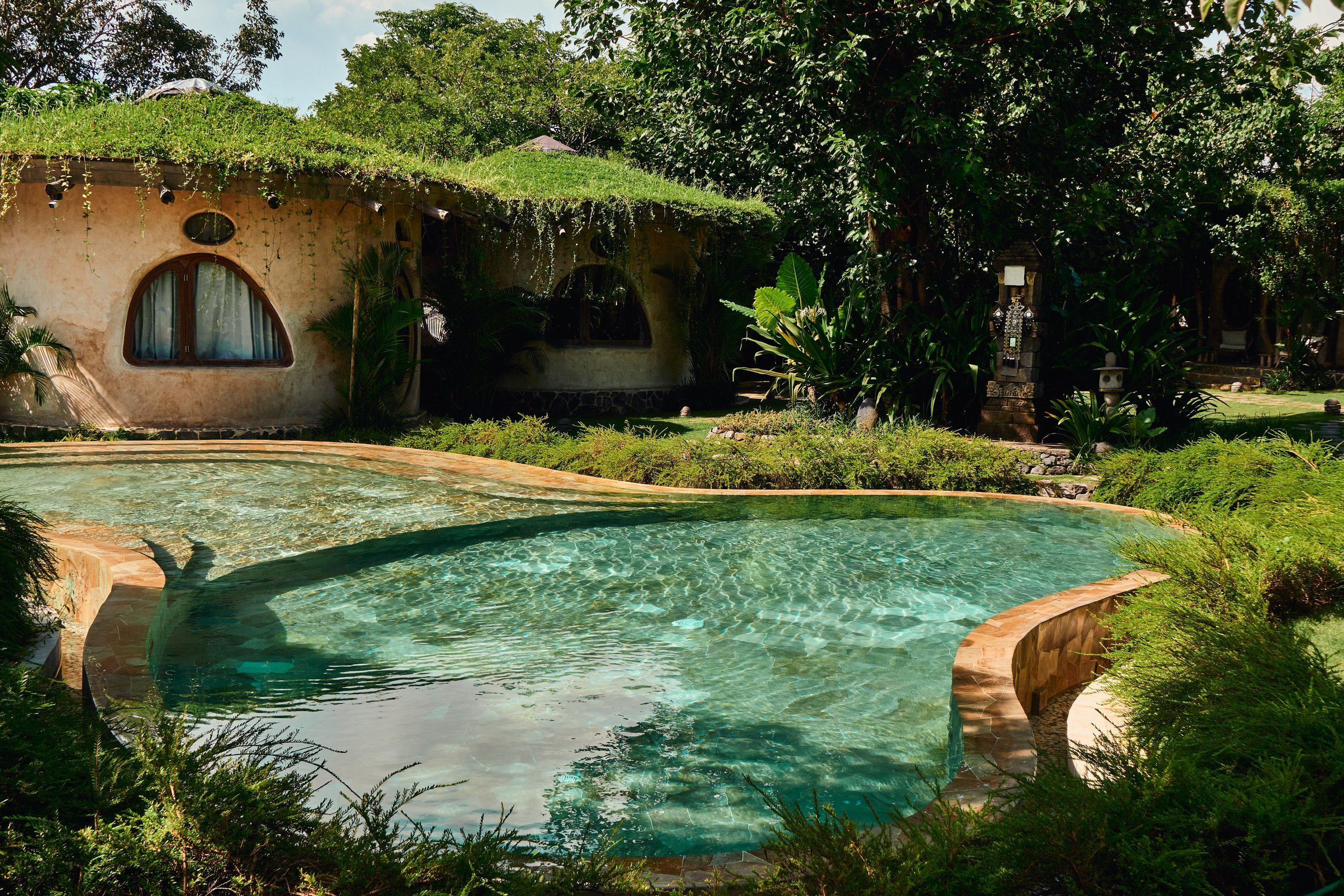 NuanuResort. See the moment and catche. commercial and reportage