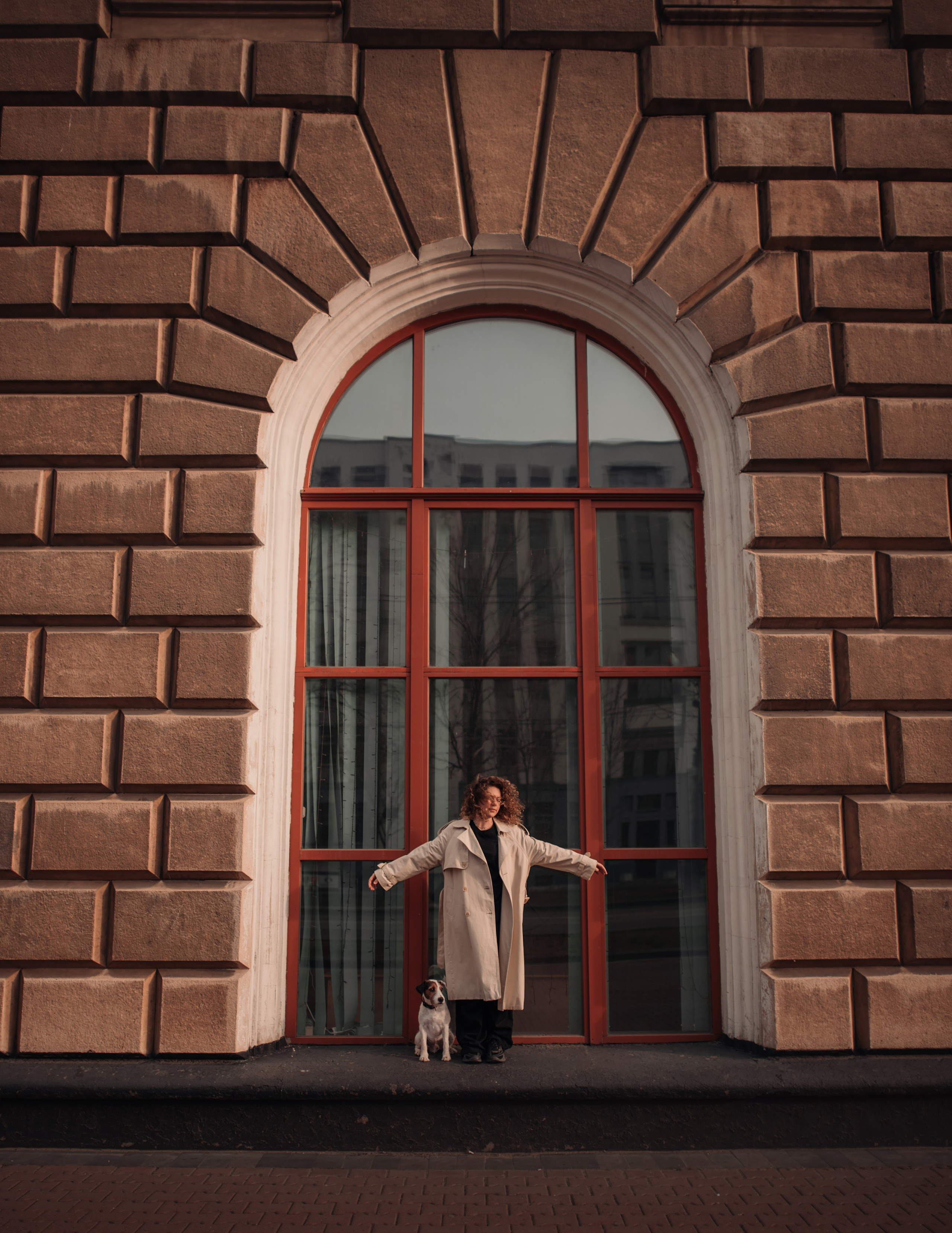 Рассвет в городе: Ира и парсон Гром. Портфолио