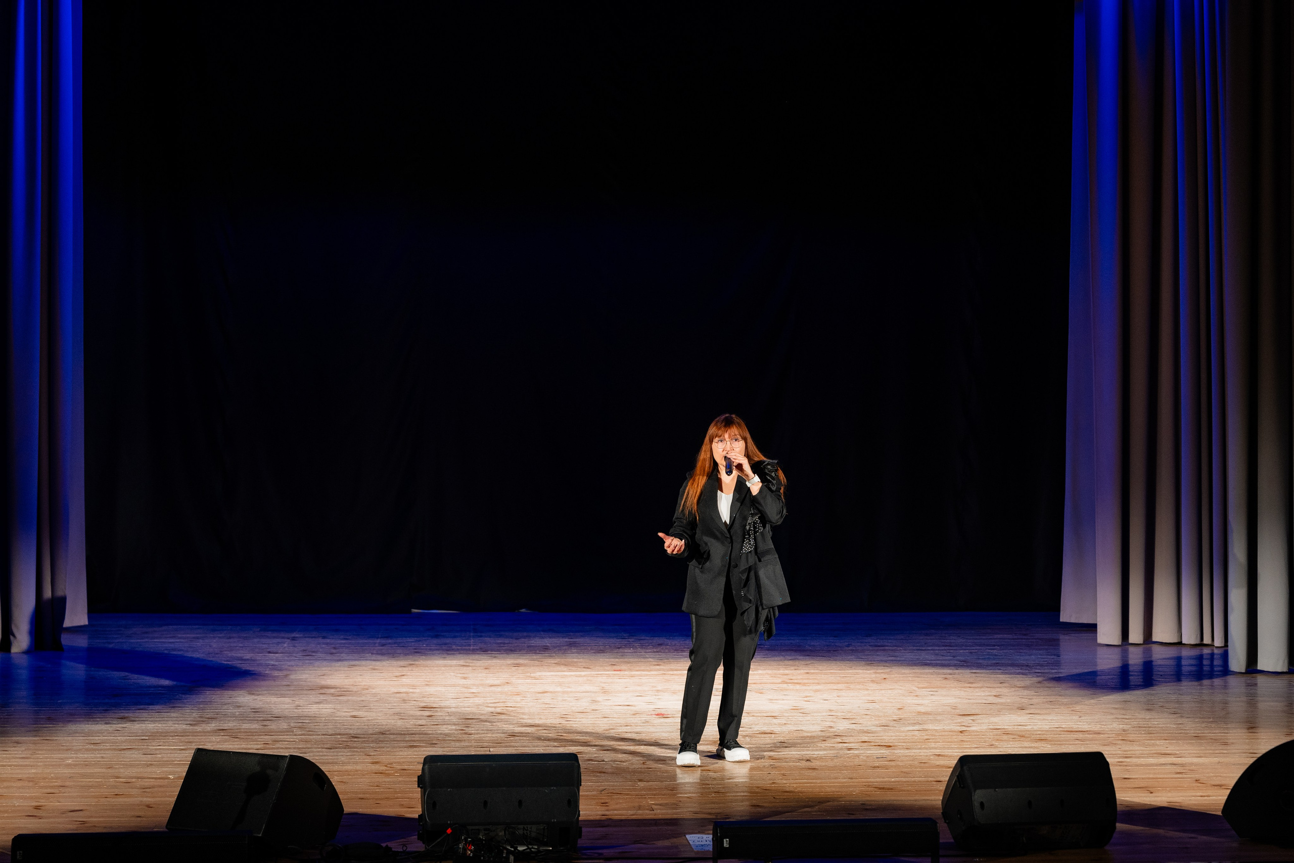 Концерт ДК Буривестник. Фотограф Никита Комаров