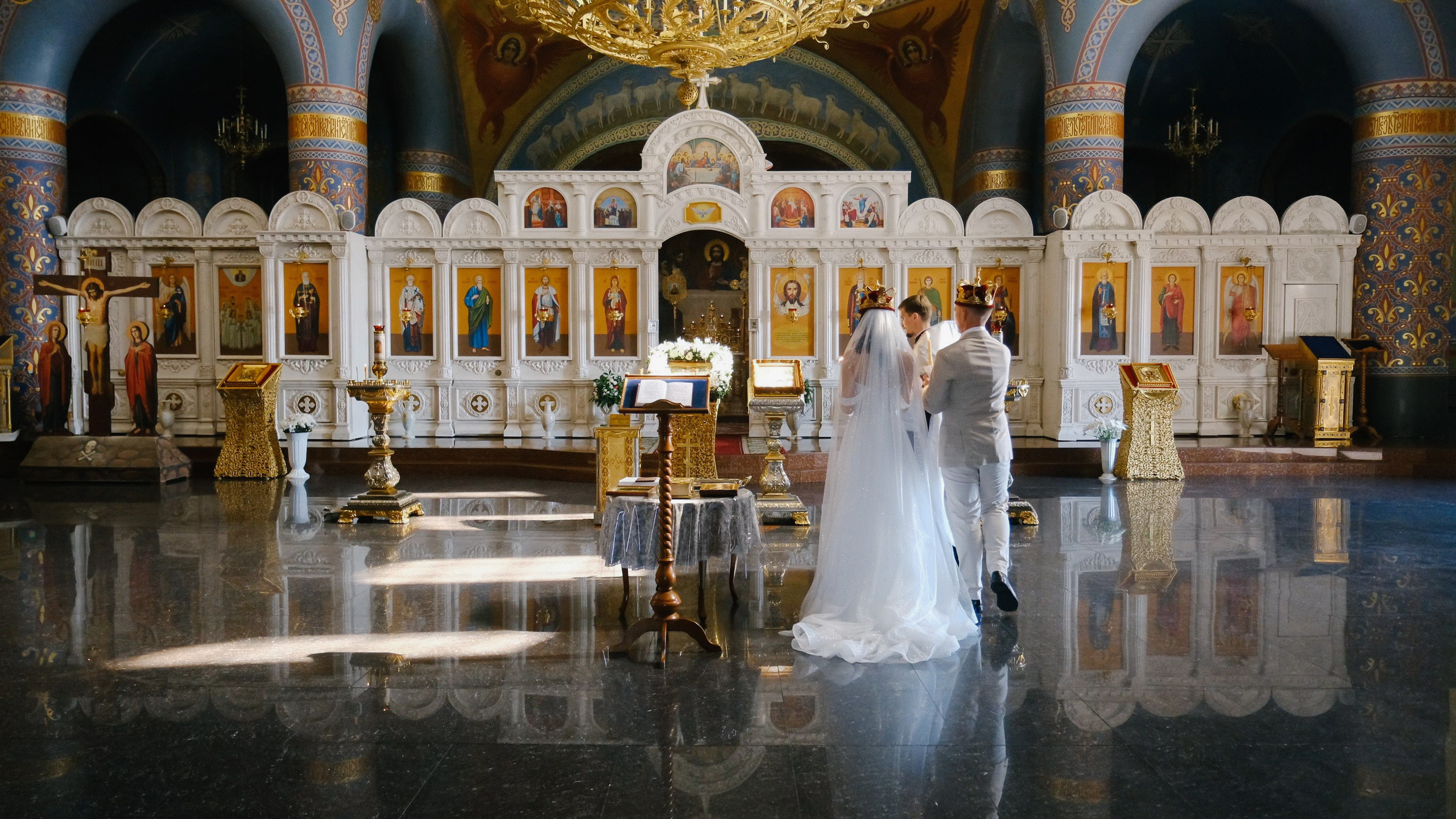 Две Здезды — Храм 19 века. Свадебный Видеограф Фотограф в Сочи