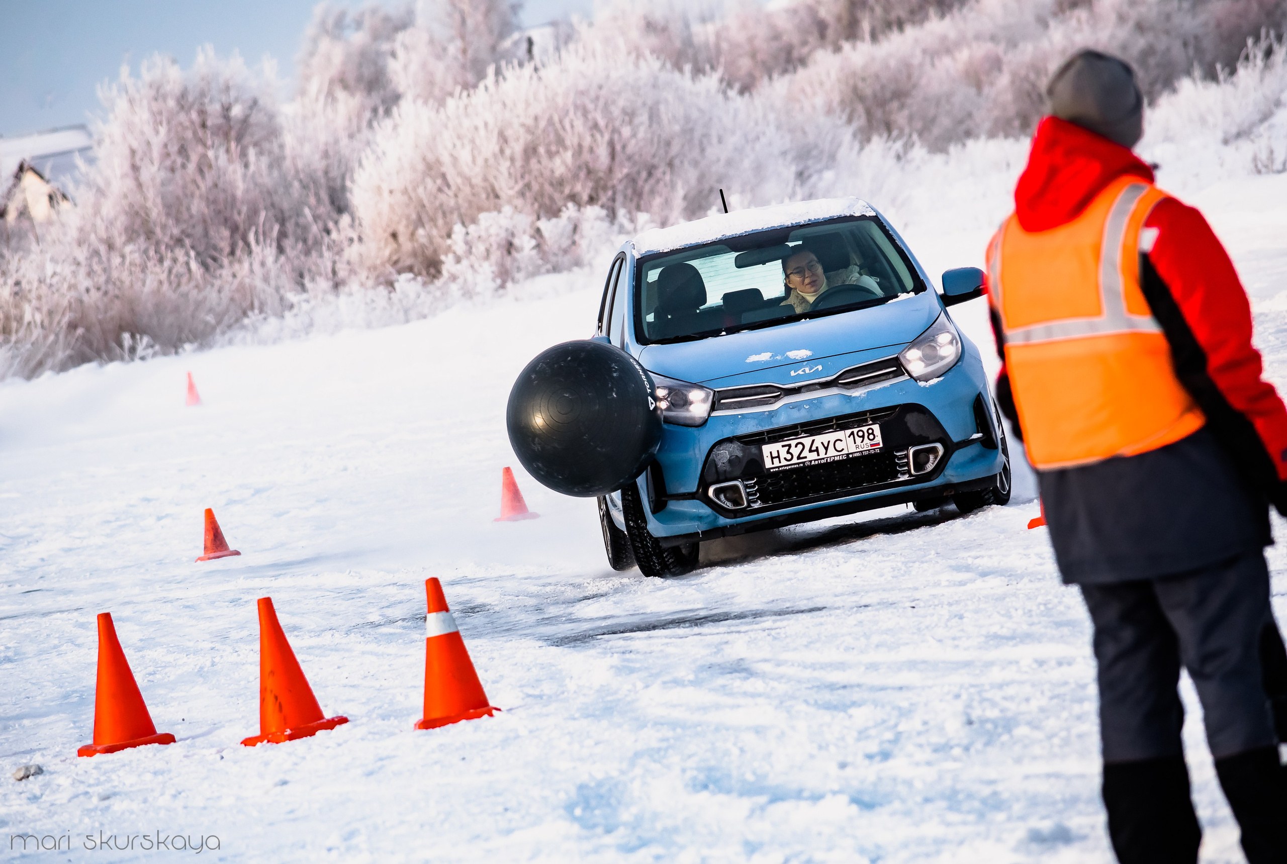 Контраварийная практика вождения автомобиля. Мотофотограф в Санкт-Петербурге Мария Скурская