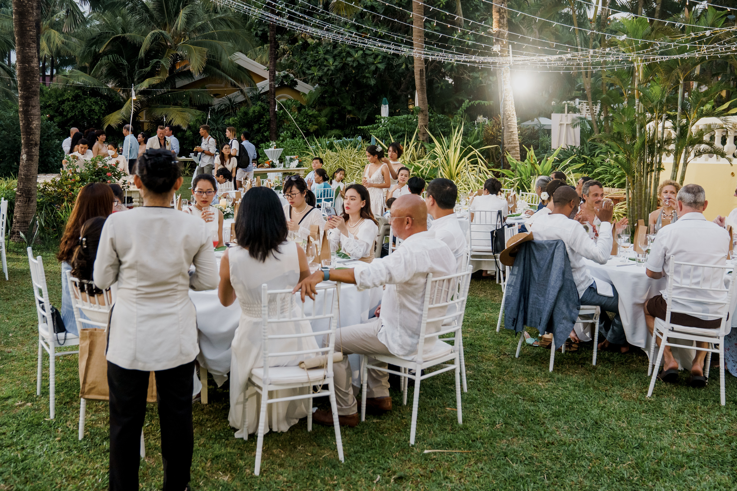 Weddings from different countries. PhuQuoc photographer — Phu Quoc wedding photographer