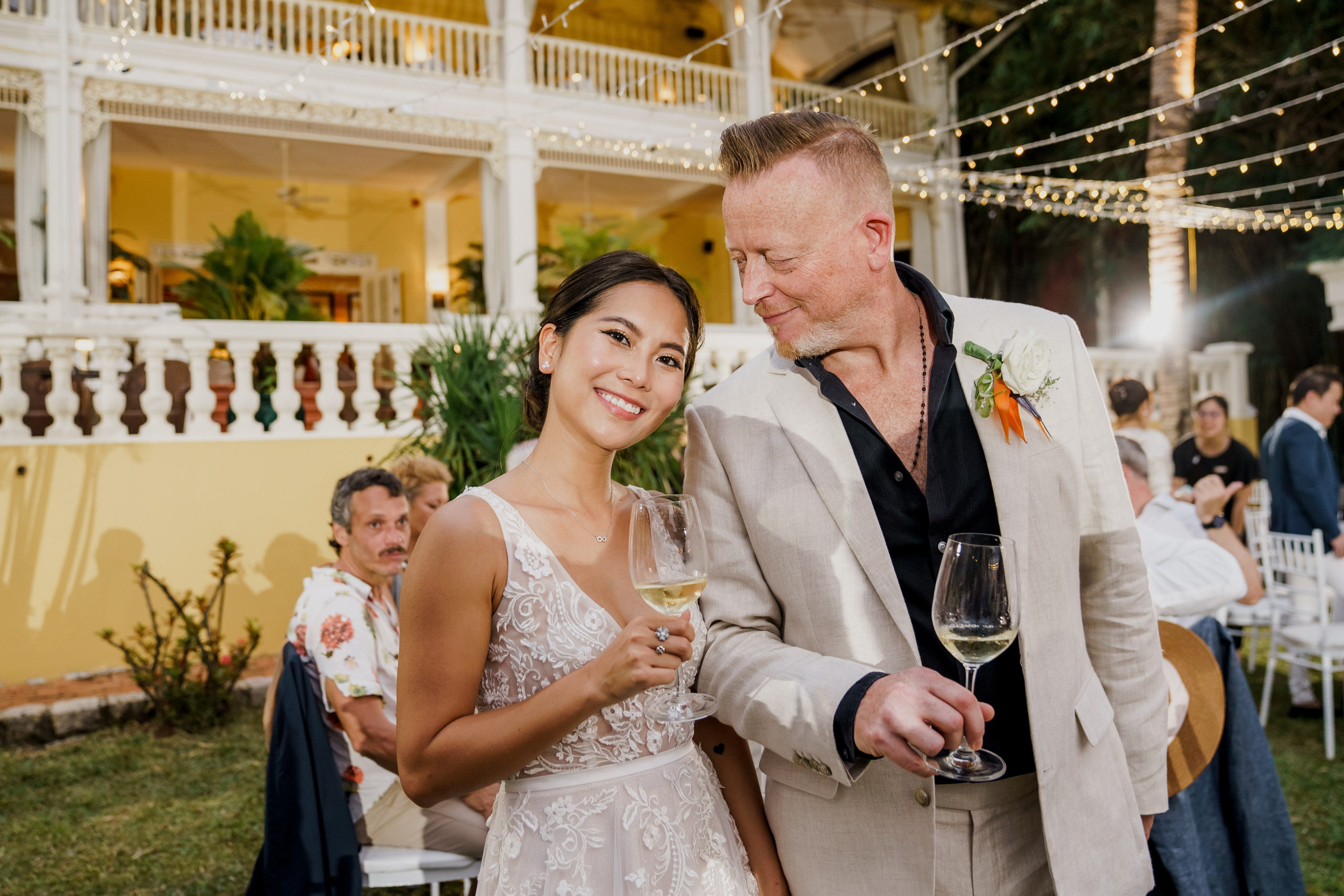 Weddings from different countries. PhuQuoc photographer — Phu Quoc wedding photographer