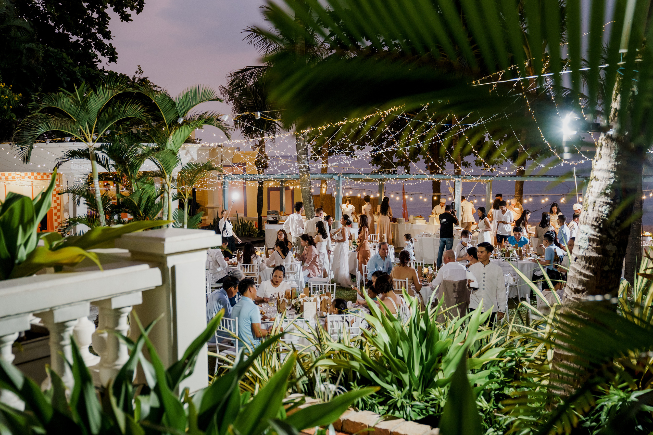 Weddings from different countries. PhuQuoc photographer — Phu Quoc wedding photographer