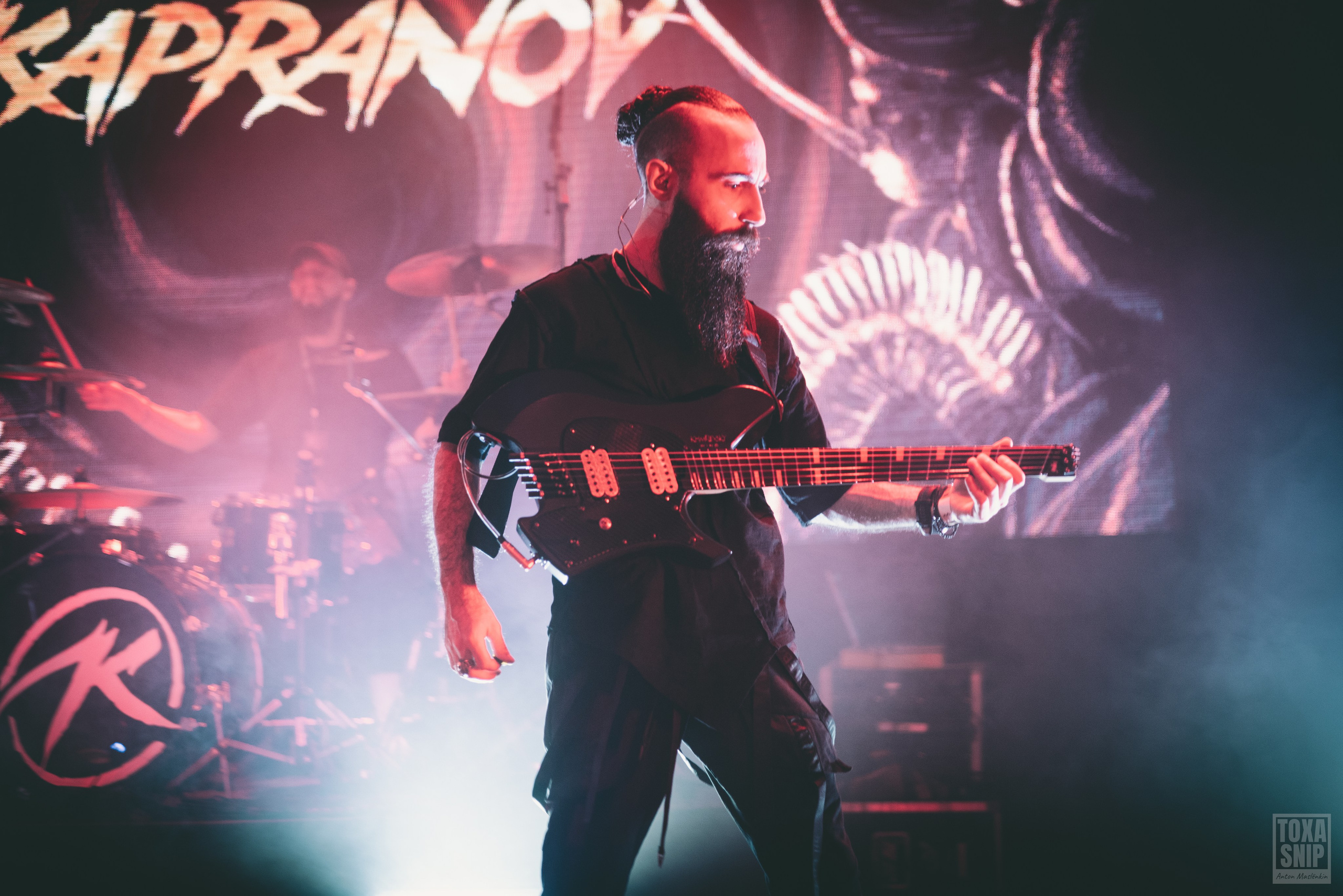 Концерт группы KAPRANOV в Москве (04.04.2025). Toxasnip Photo | Anton Maslenkin