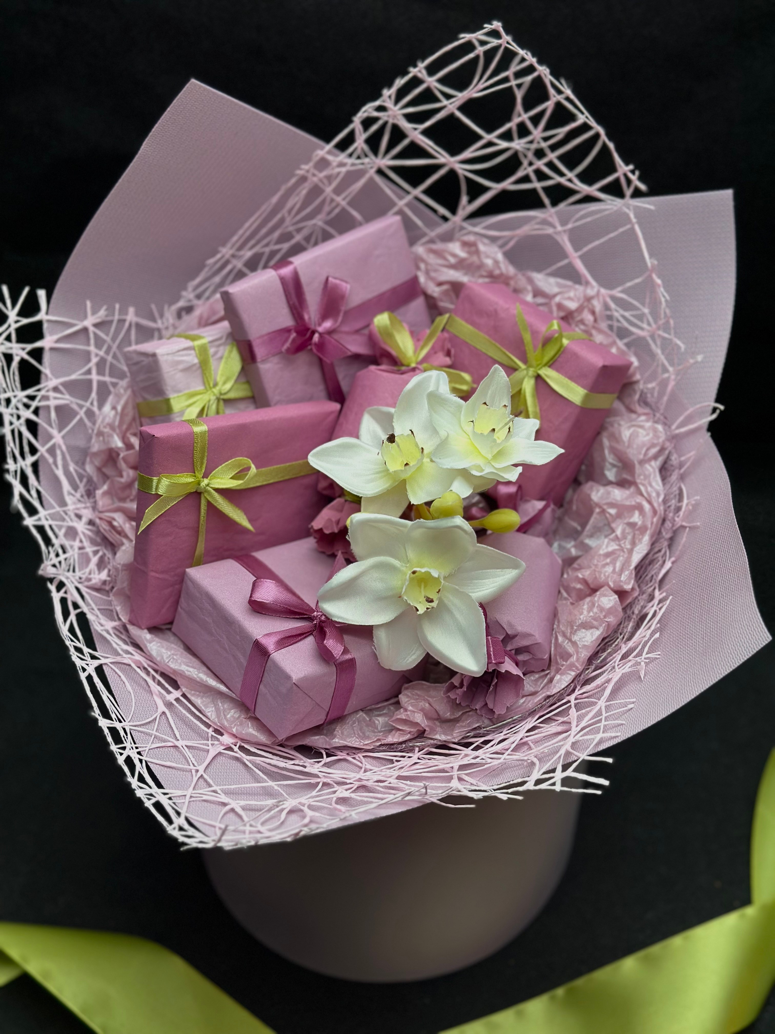 Букет «Нежность». Студия подарочных наборов «Владия»