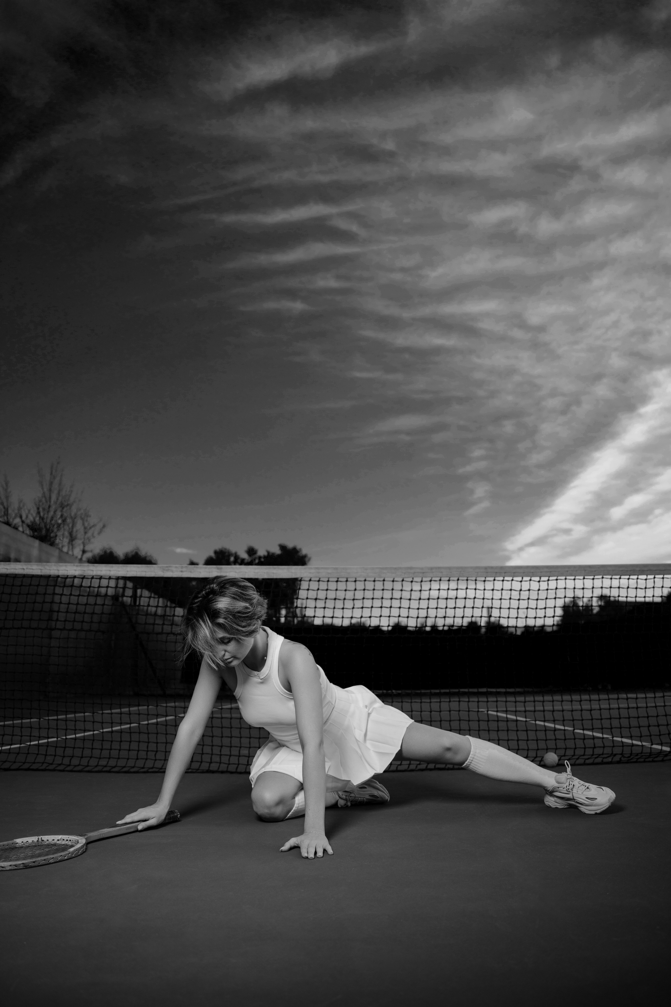 Фотосессия на тенисном корте для девушки. Репортажный фотограф Москва Сергей Дружинин