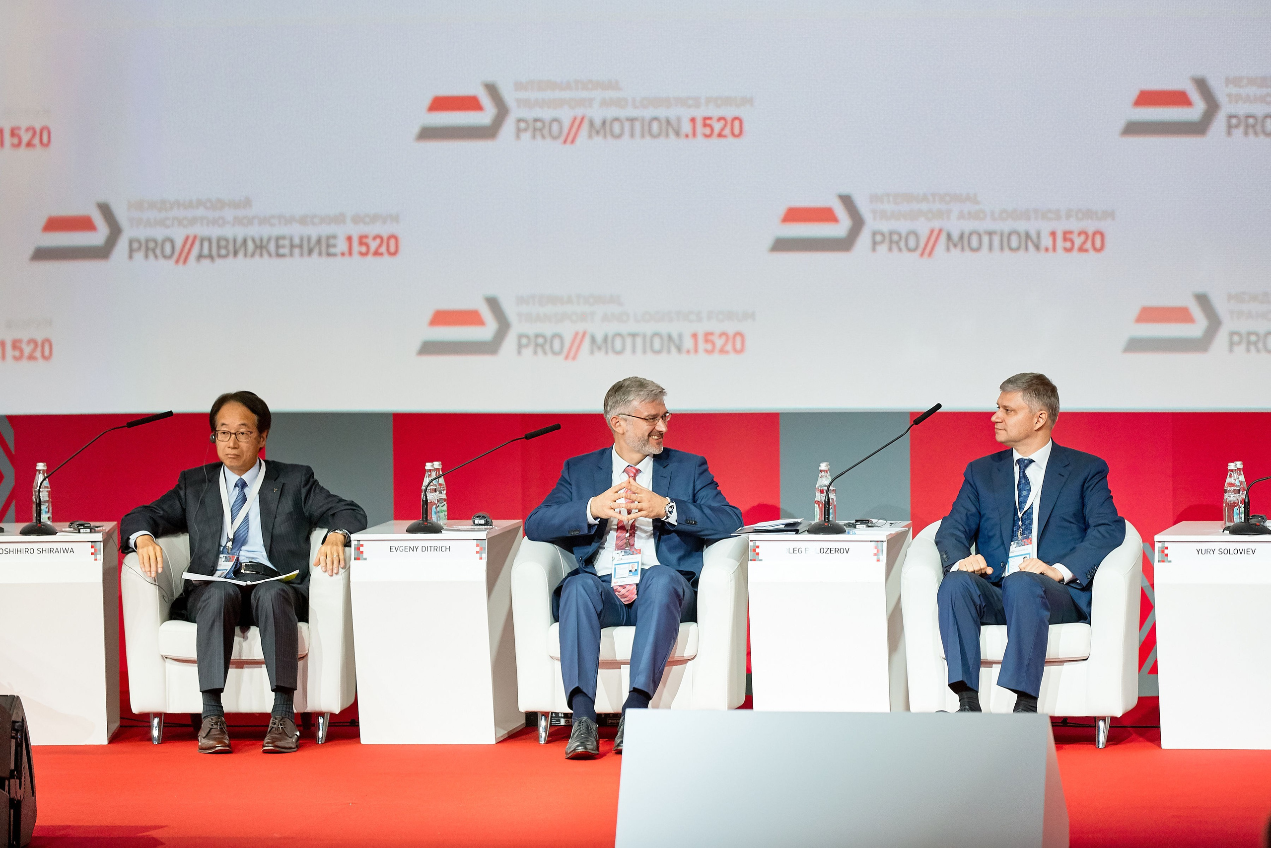 Репортажная фотосъёмка деловых мероприятий. Репортажный фотограф | Роза Хутор Красная Поляна Сочи Сириус