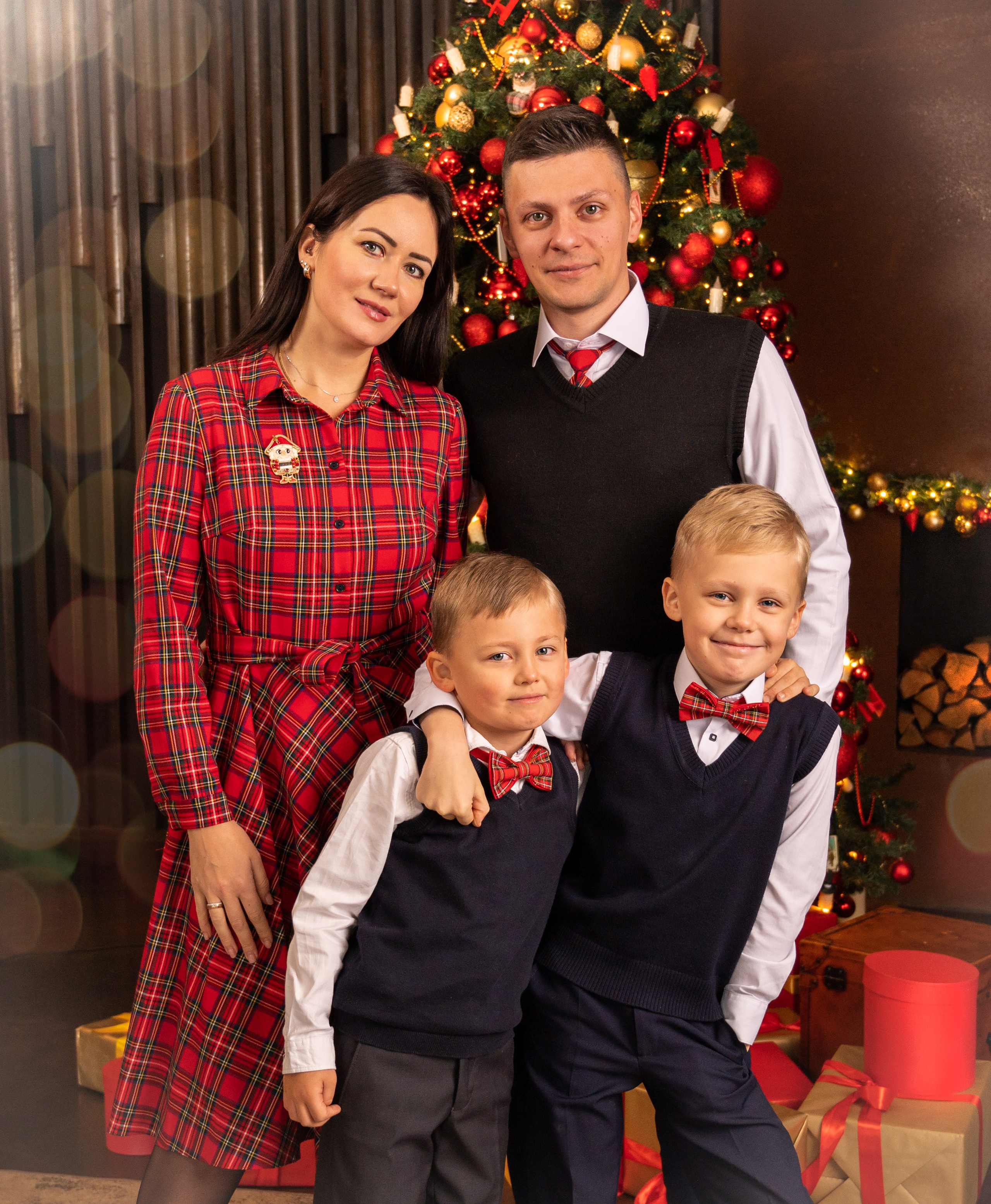 Новогодние фотосессии в Москве. Семейный и детский фотограф в детских садах и школах