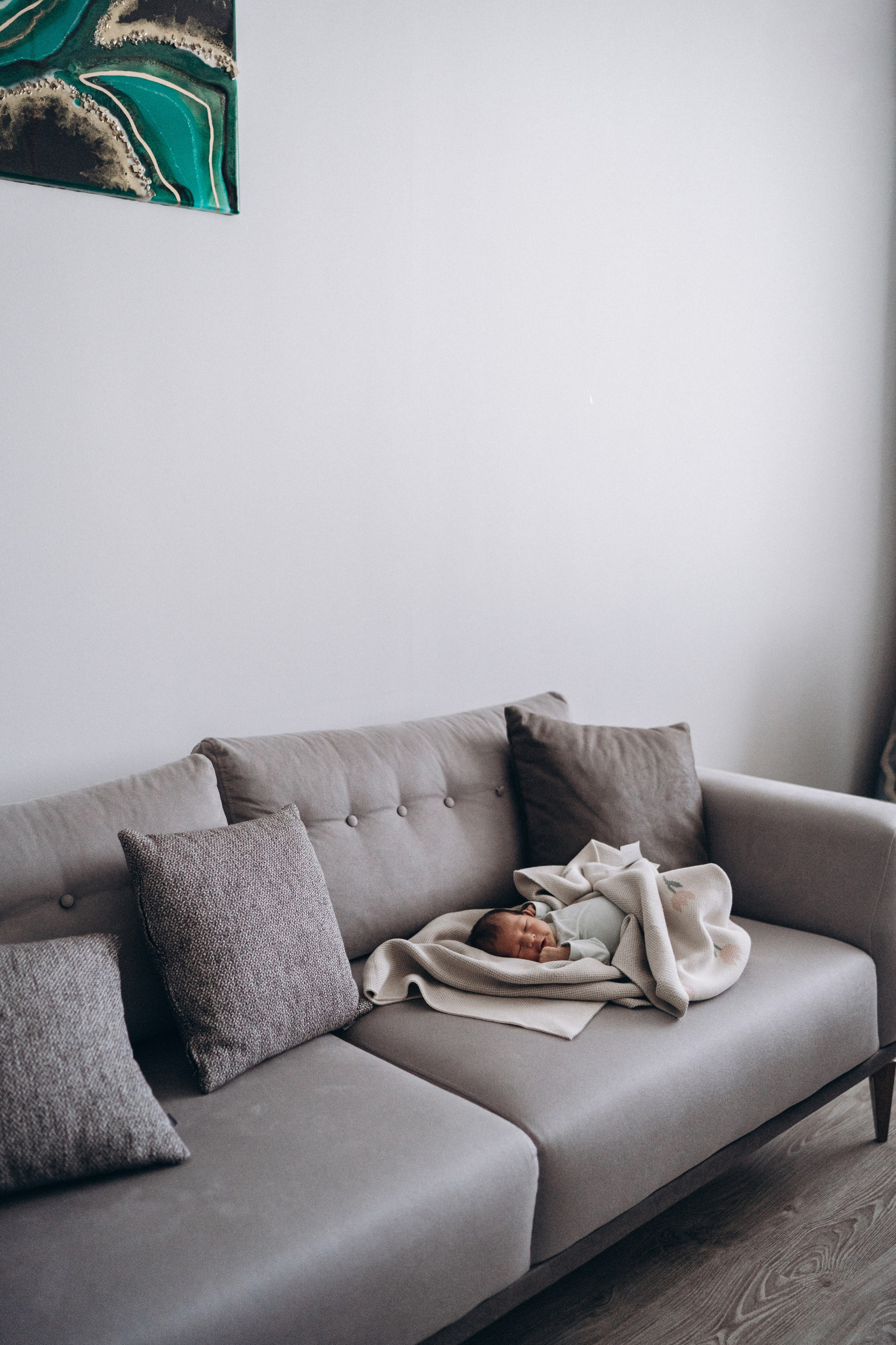 Торгын (newborn). Надежда Виховская — семейный фотограф в Астане