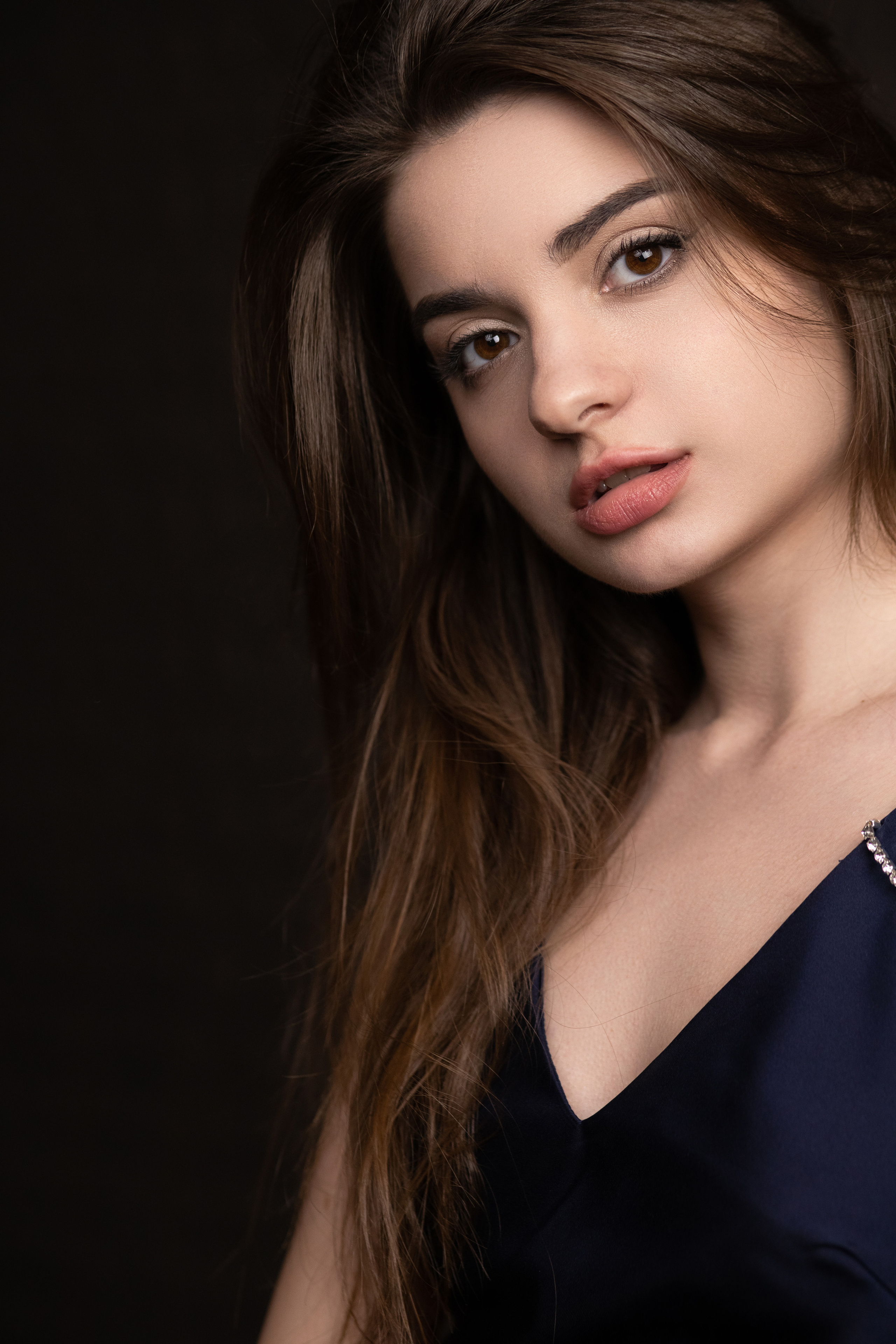 Женский портрет в студии. Фотограф Минск