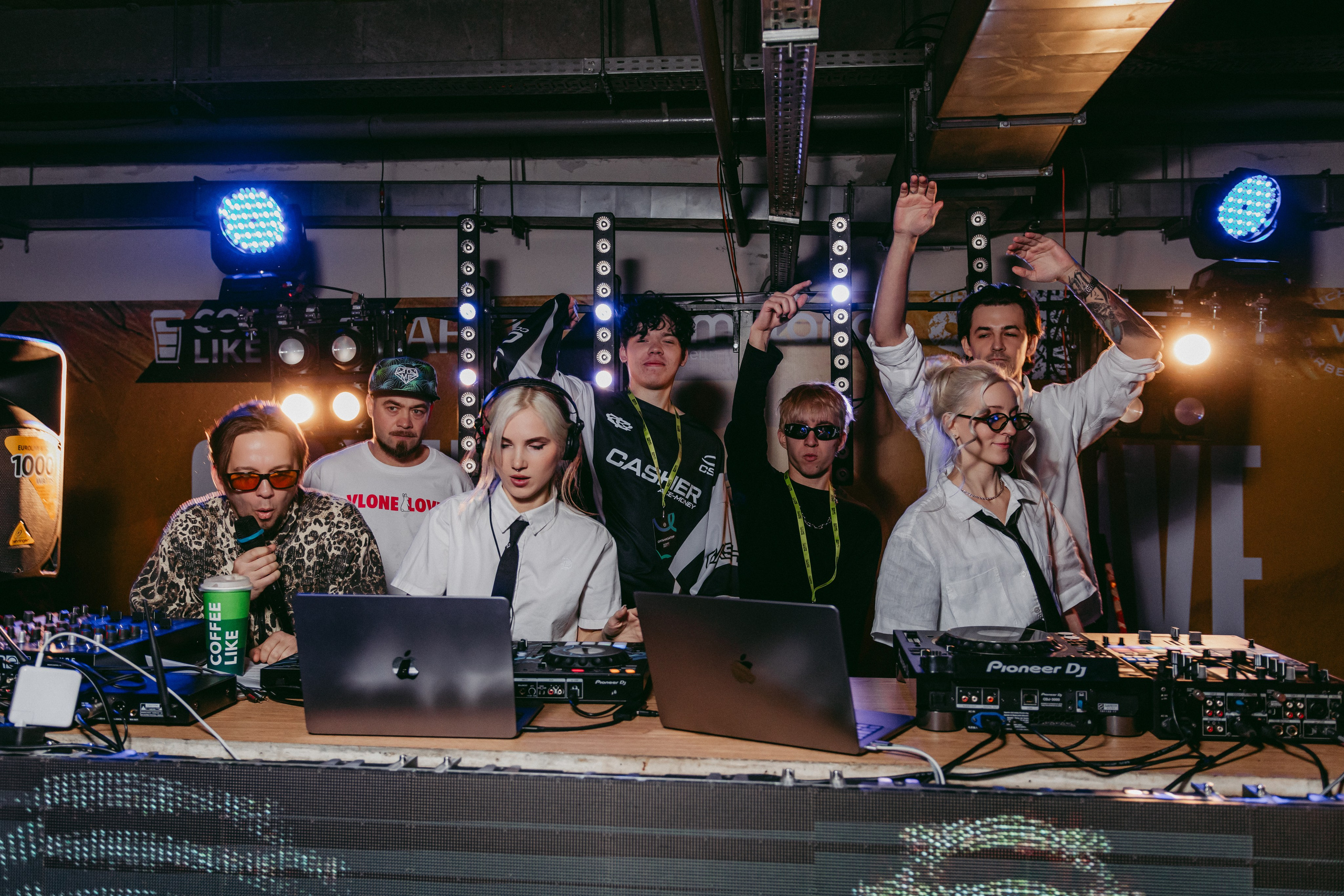 Кофе Рейв в ТРЦ «ПЛАНЕТА»