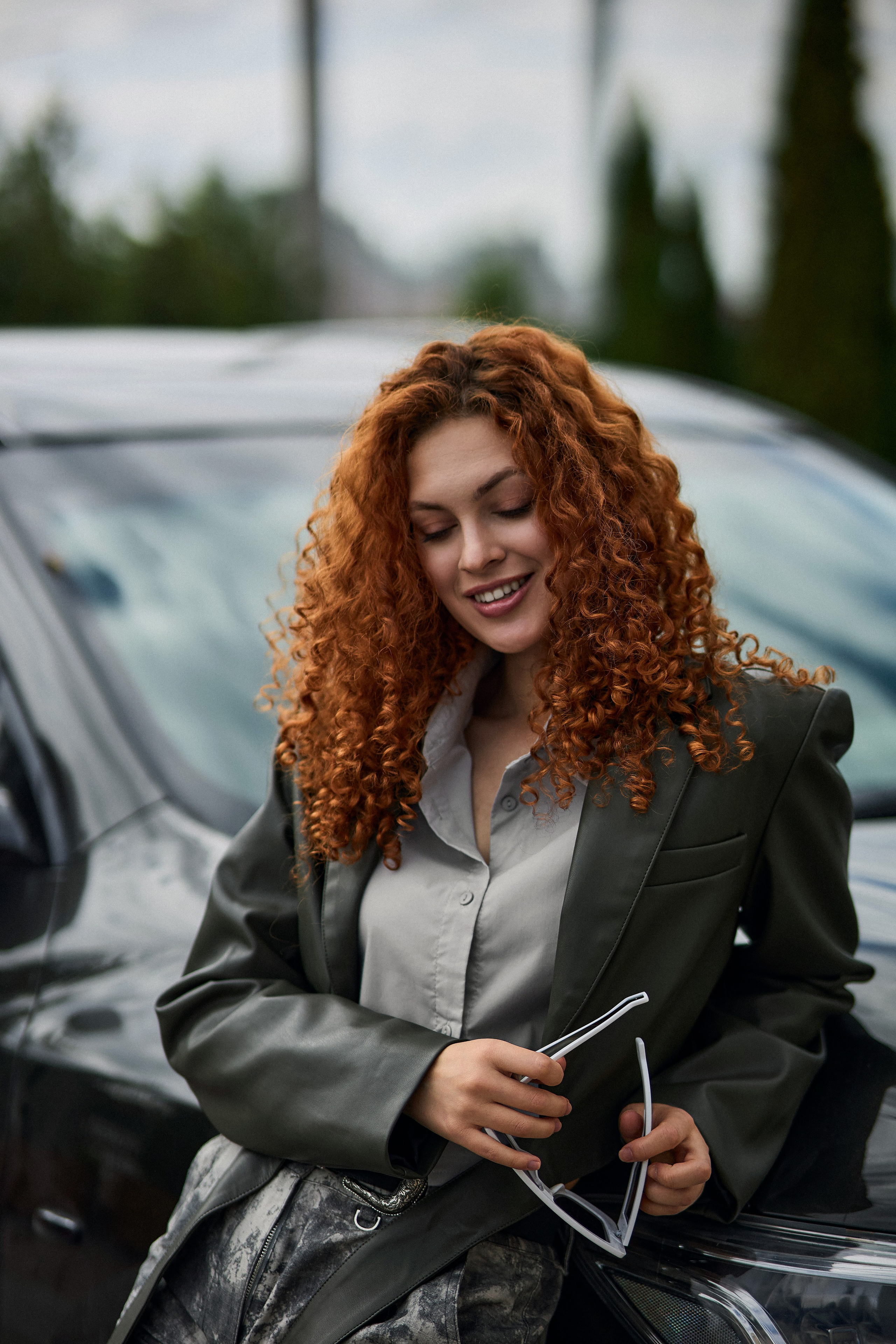 Женский портрет при естественном освещении