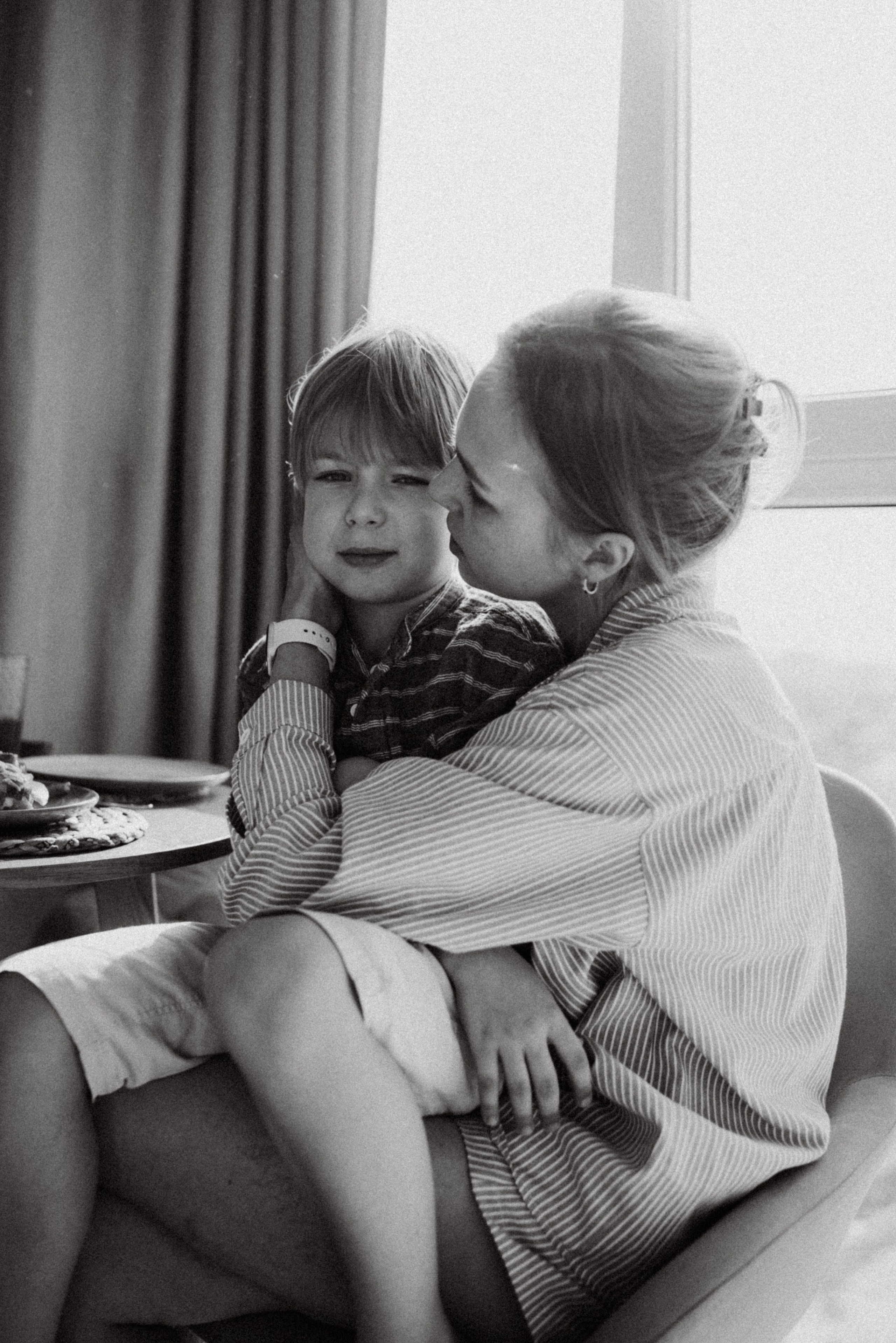 Семейная фотосессия дома. Семейный фотограф в Краснодаре