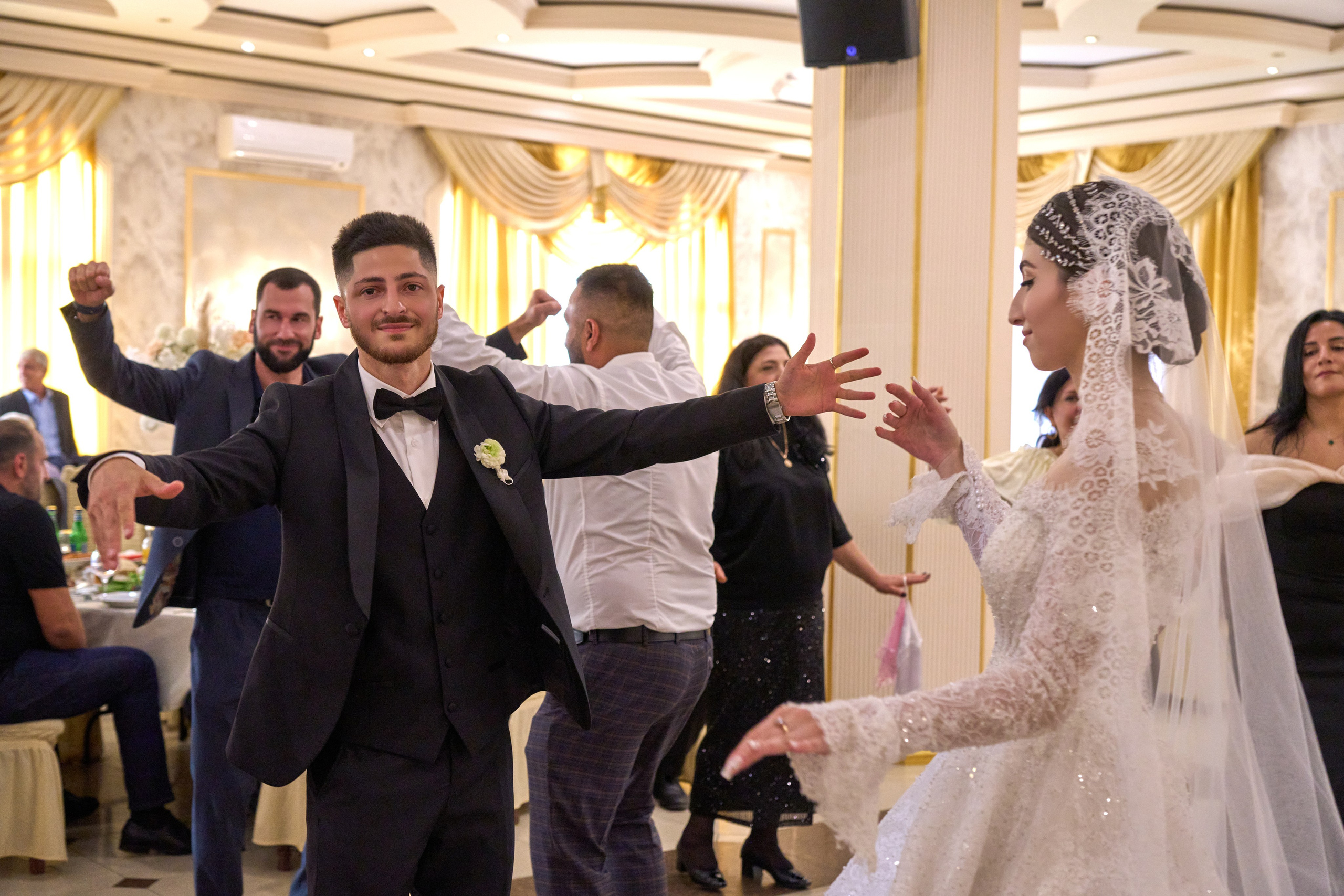 Свадебная съёмка. Фото и видеосъёмка в Ярославле | Грибов Медиа контент студия  — от 2500 ₽/час