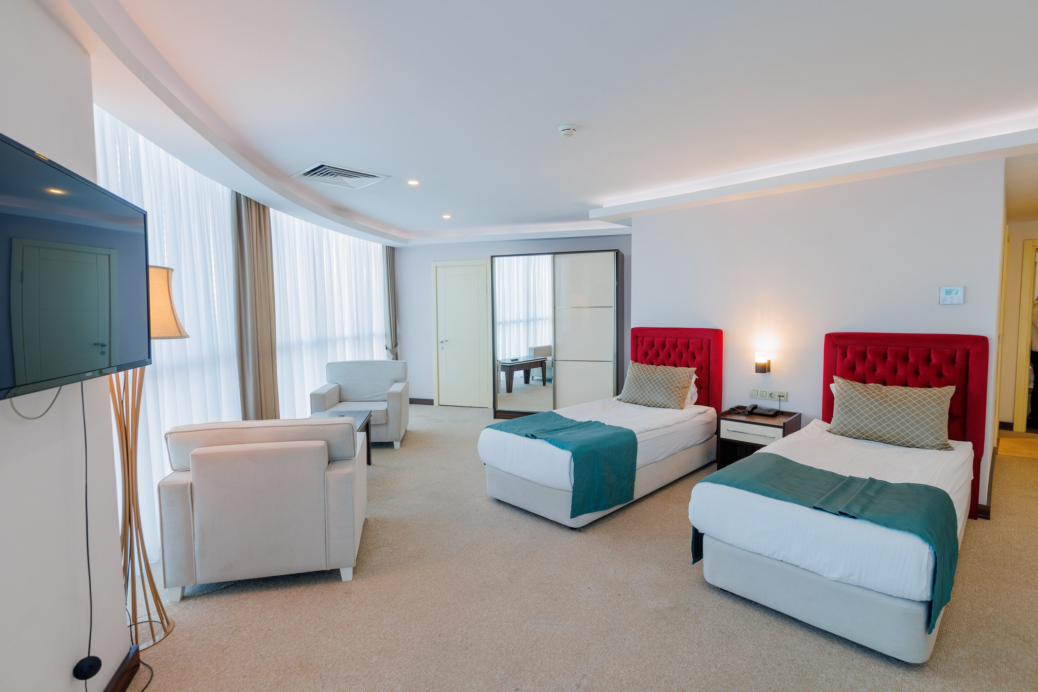 SKY TOWER (METRO CITY). Режиссёр, клипмейкер, фотограф — Андрей Охота