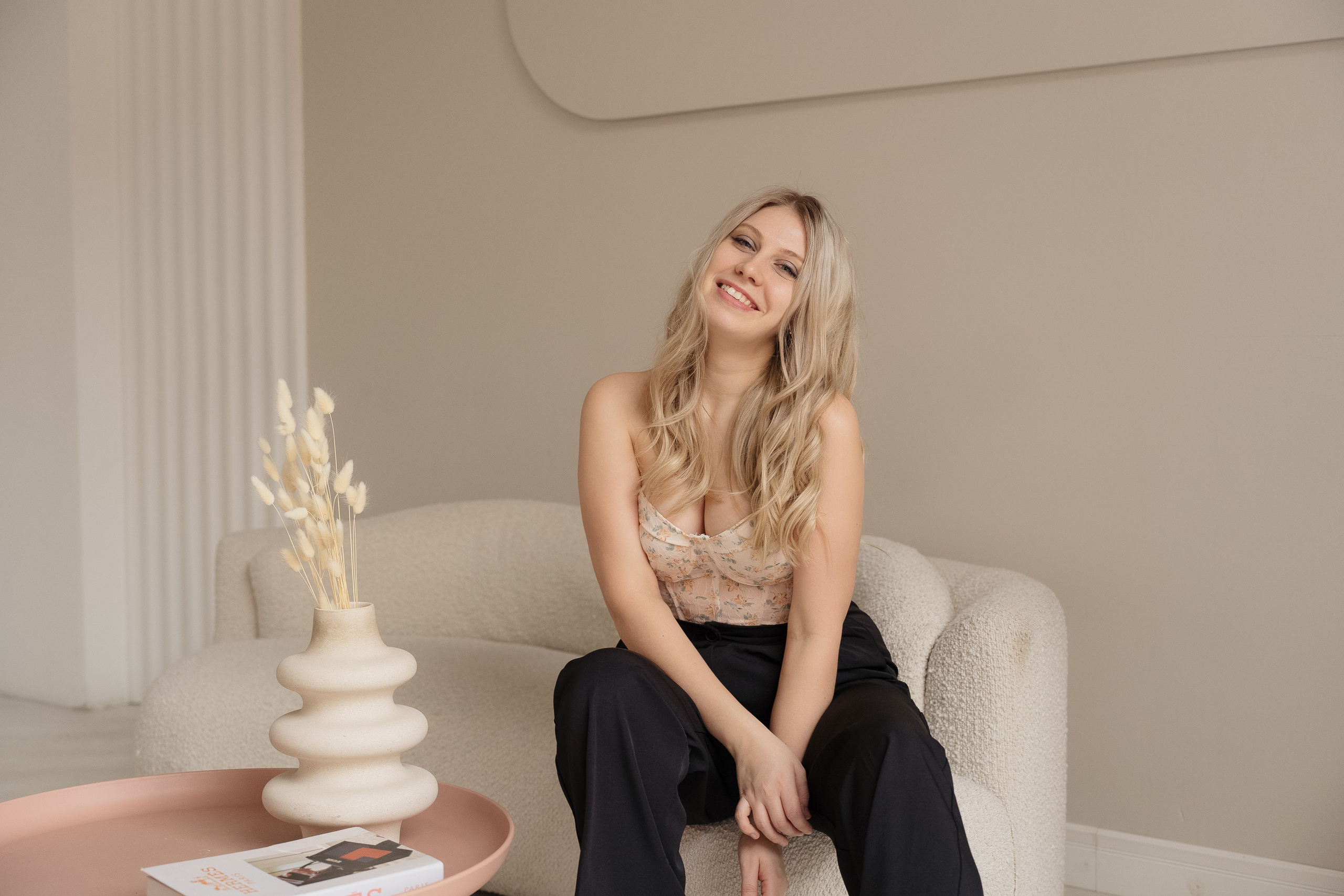 Индивидуальная фотосессия в студии. Семейный и свадебный фотограф в Санкт-Петербурге Соколов| портреты, репортаж, коммерческая съемка