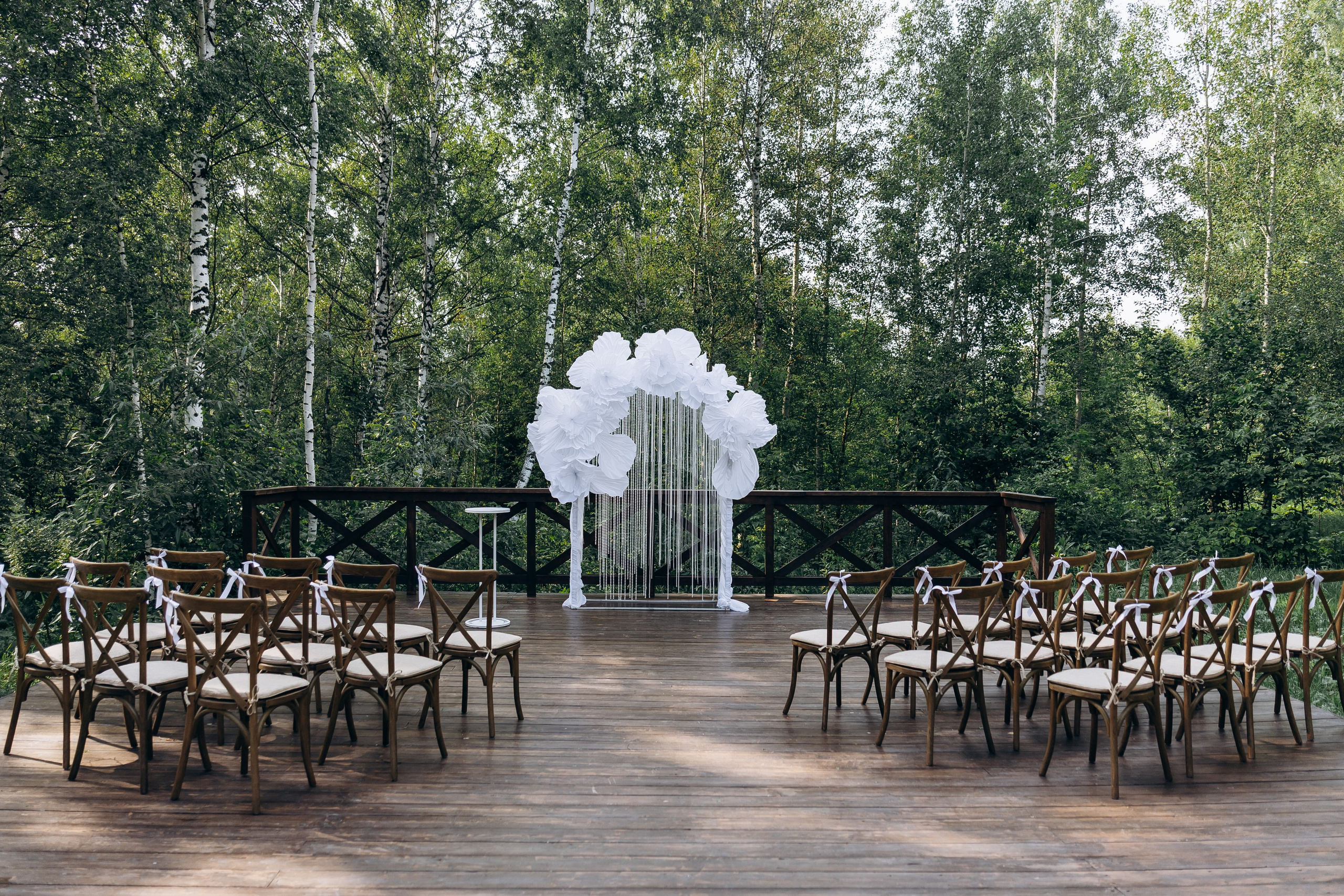 банкетный зал Веранда Лес. Где провести выездную регистрацию в Казани