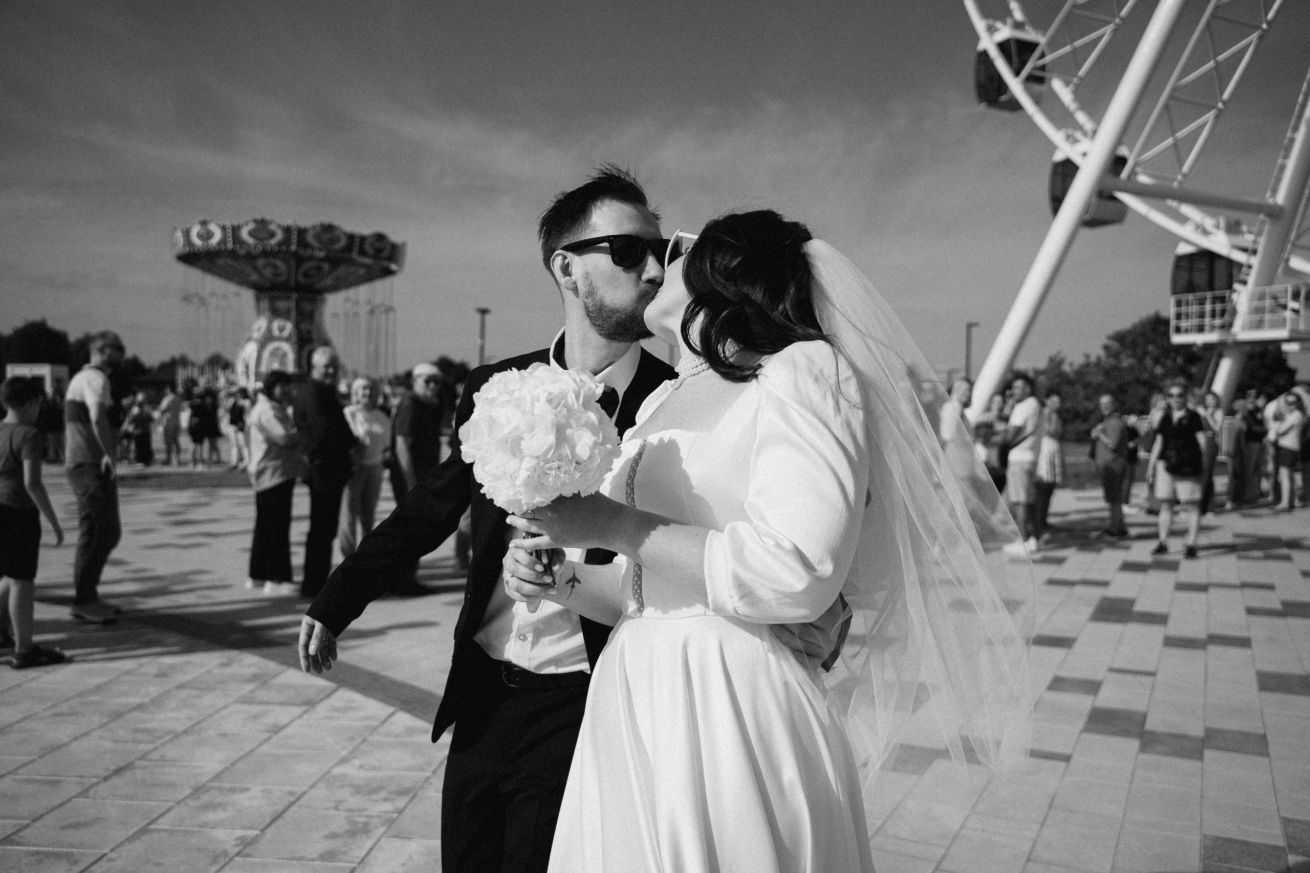 Свадебный и семейный фотограф в Пскове и Острове Света Суворова