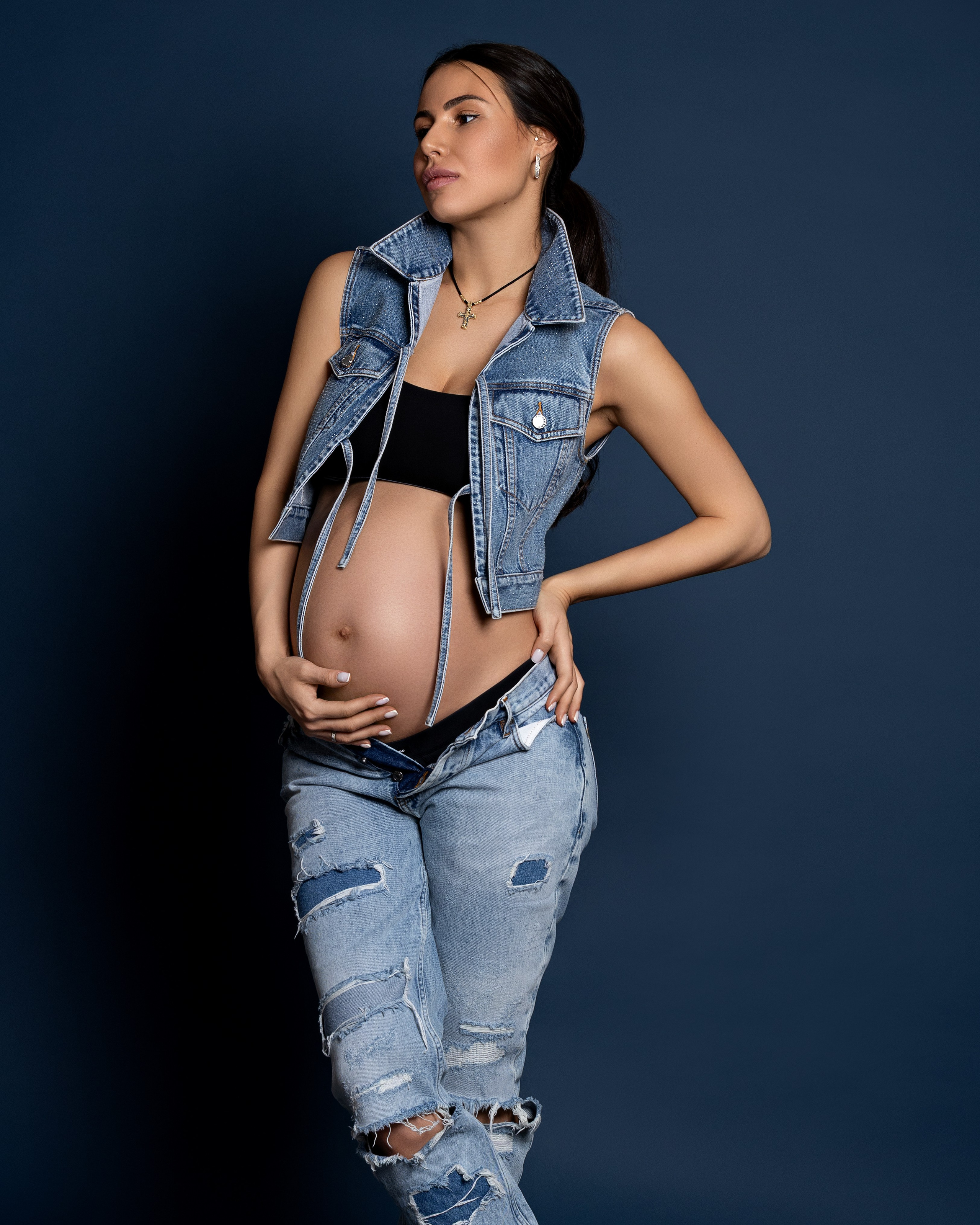 Валерия и Глеб. Портретный Студийный и уличный фотограф Москва. Индивидуальные, Семейные, Беременность, Будуар, Каталог, контент съемки для блога и бизнеса