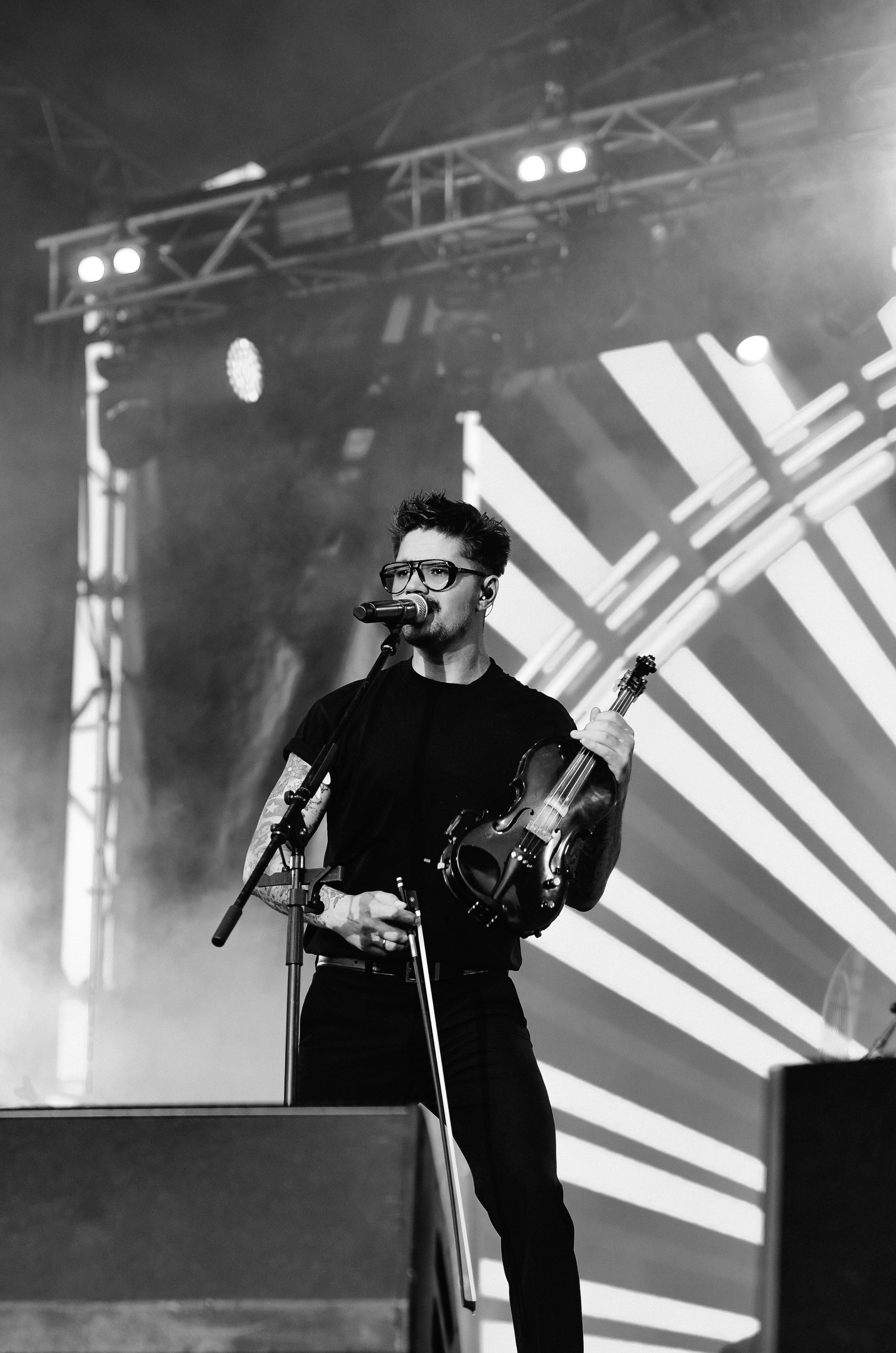 Концерт The Hatters на фестивале «Грань» в Барнауле. Денисова Аля — фотограф для парных съемок и индивидуальных историй в Барнауле