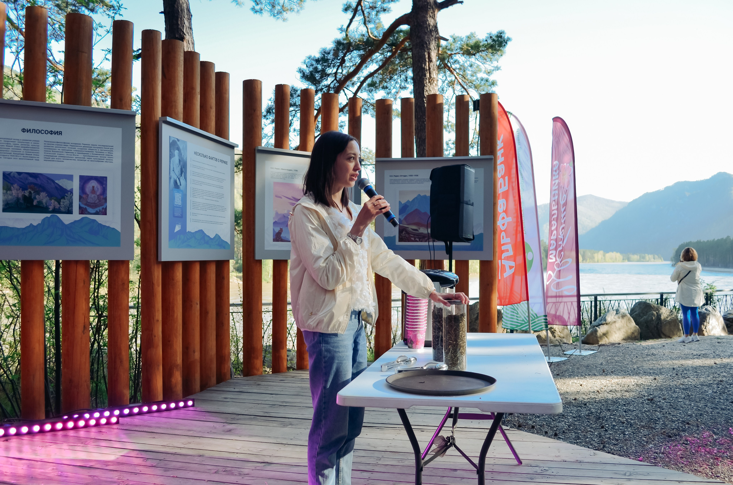 Фестиваль «Цветение Маральника на Алтае 2025». Фоторепортаж. Денисова Аля — фотограф для парных съемок и индивидуальных историй в Барнауле