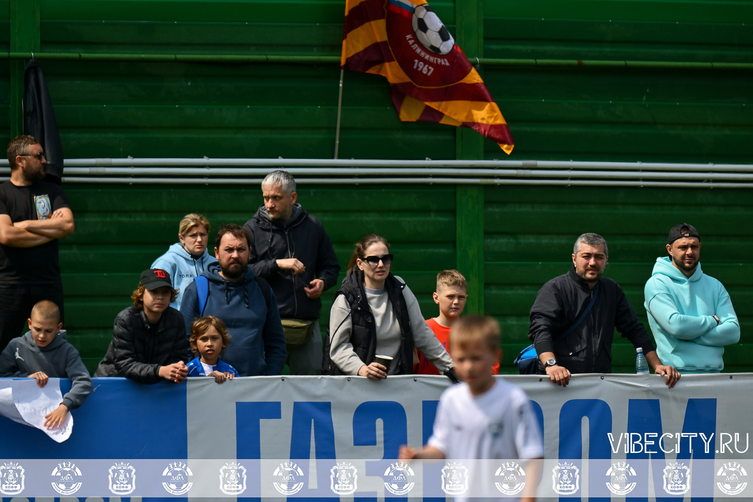 Большие Звезды светят Малым. VIBECITY.RU Вайб Сити Ру Фоторепортажи Фотоотчеты Калининград