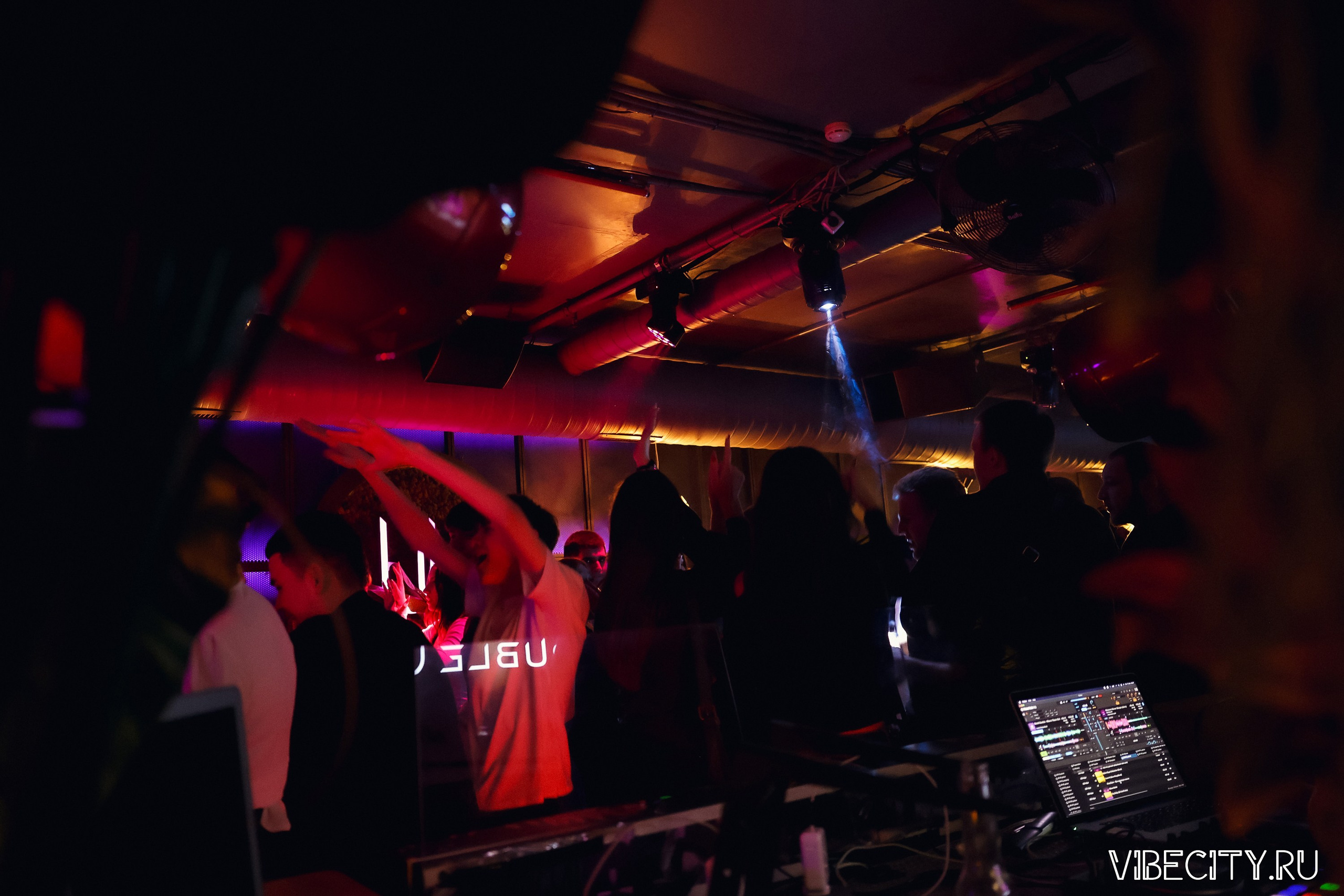 DOUBLE U. VIBECITY.RU Вайб Сити Ру Фоторепортажи Фотоотчеты Калининград