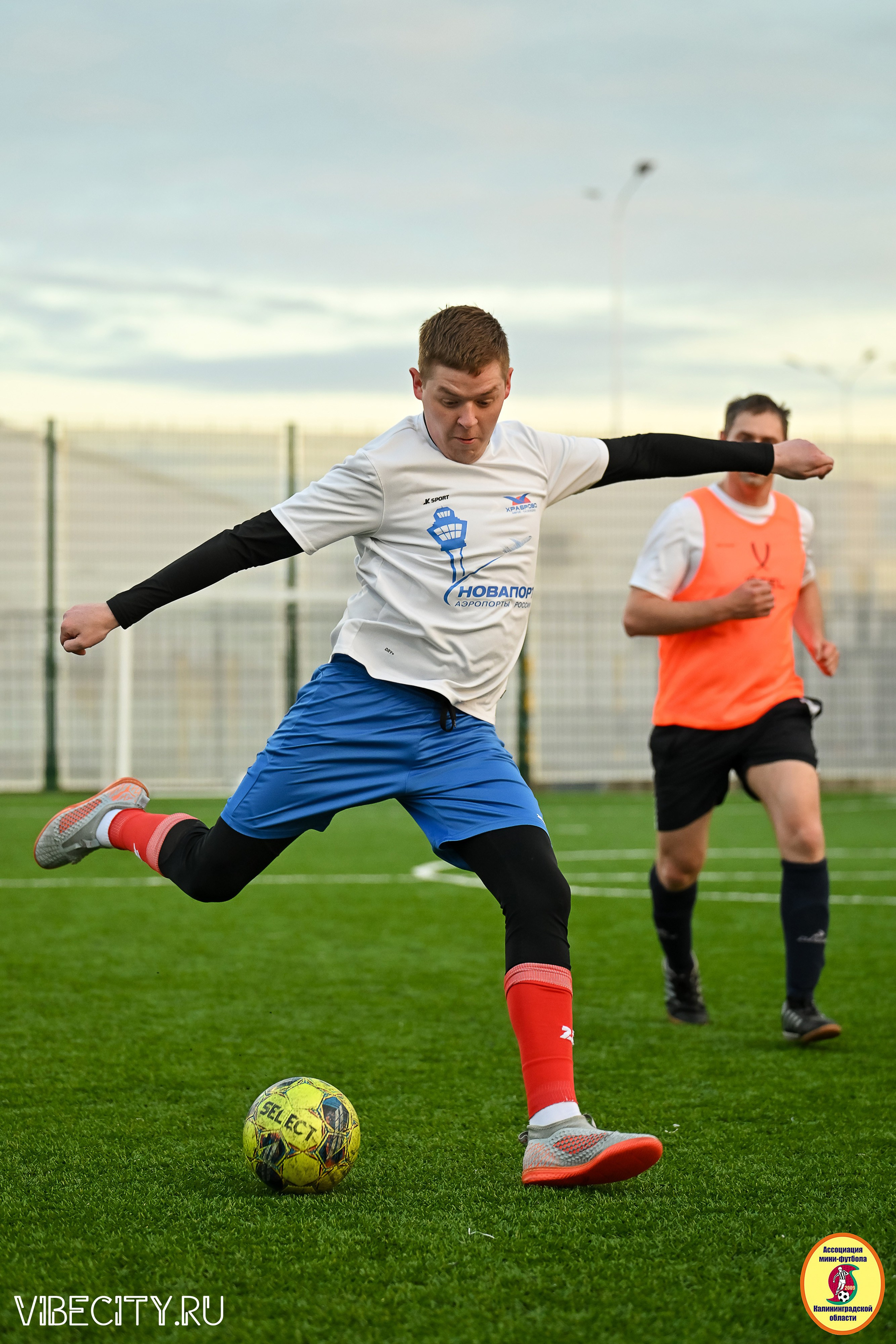 ИГРЫ МИНИ-ФУТБОЛЬНОЙ И КОРПОРАТИВНОЙ ЛИГИ. VIBECITY.RU Вайб Сити Ру Фоторепортажи Фотоотчеты Калининград