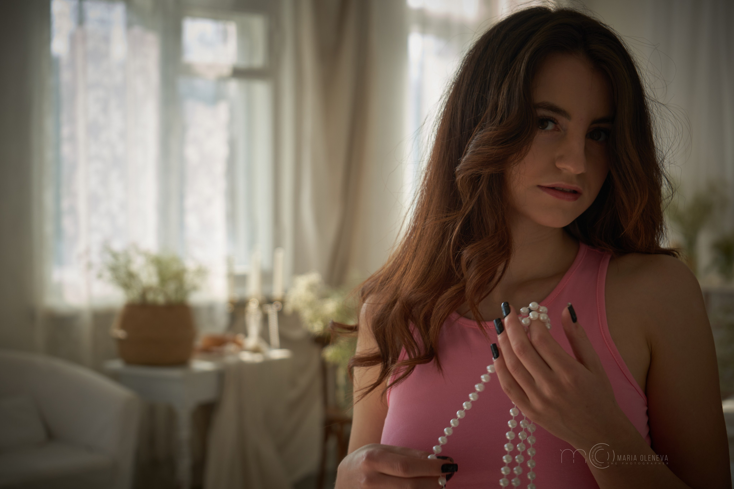 Настя в цветах. Фотограф Мария Оленева